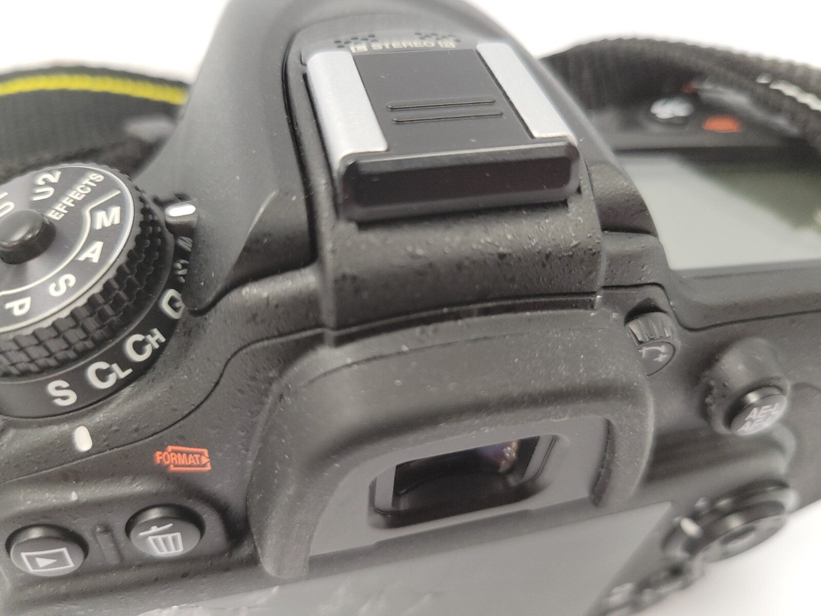 Nikon D7100 24.1MP DX-Format Digital SLR Camera Body - Perfect for Photography Enthusiasts, Travel & Professional Shoots