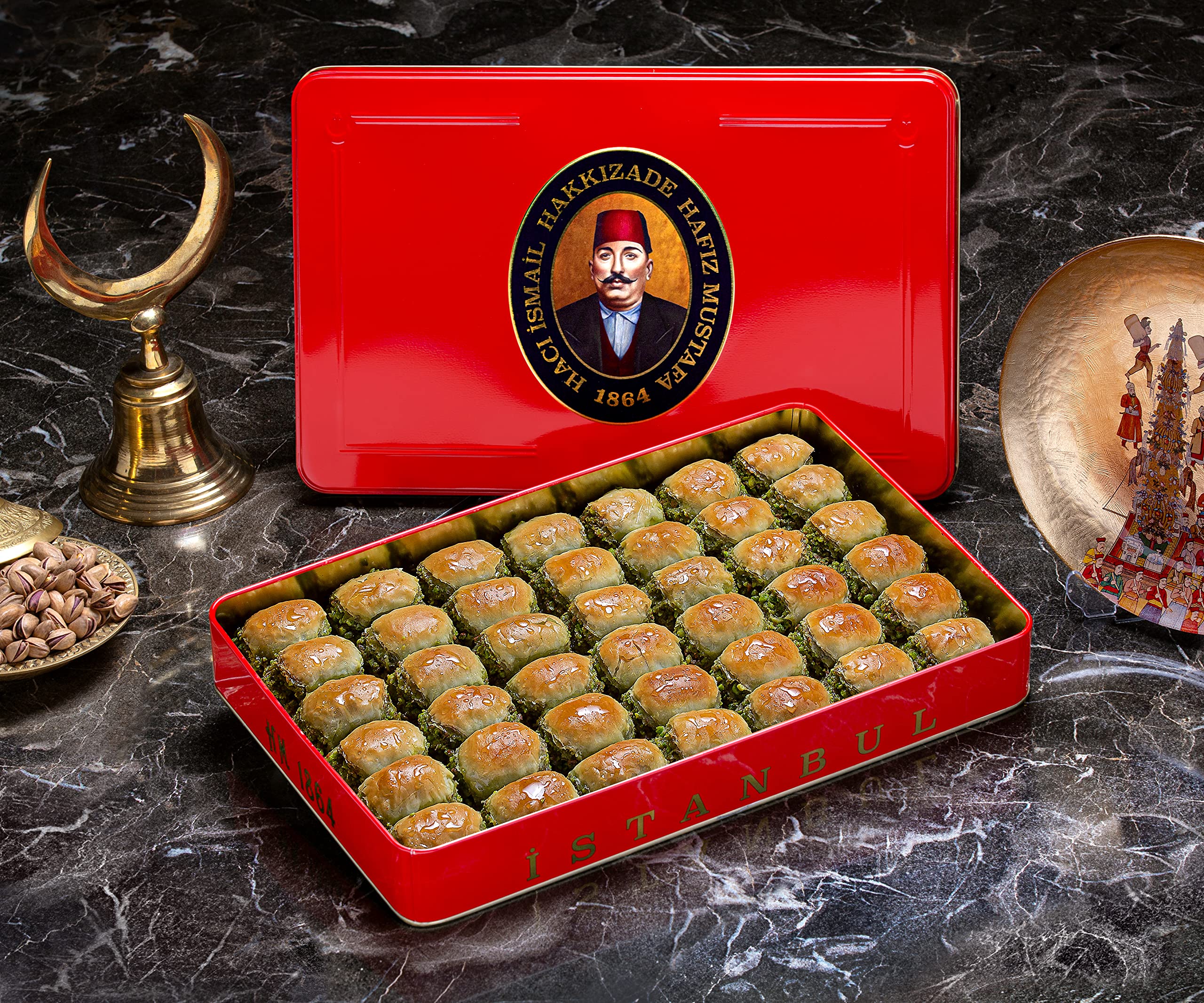 Hafiz Mustafa 1864 Istanbul Baklava Pastry Gift Box - Authentic Turkish Baklava Dessert with Fresh Phyllo Dough, Pistachios, Hazelnuts & Walnuts - Perfect for Birthdays, Christmas & Special Occasions | Gourmet Gift, Holiday Treats & Party Dessert Tray