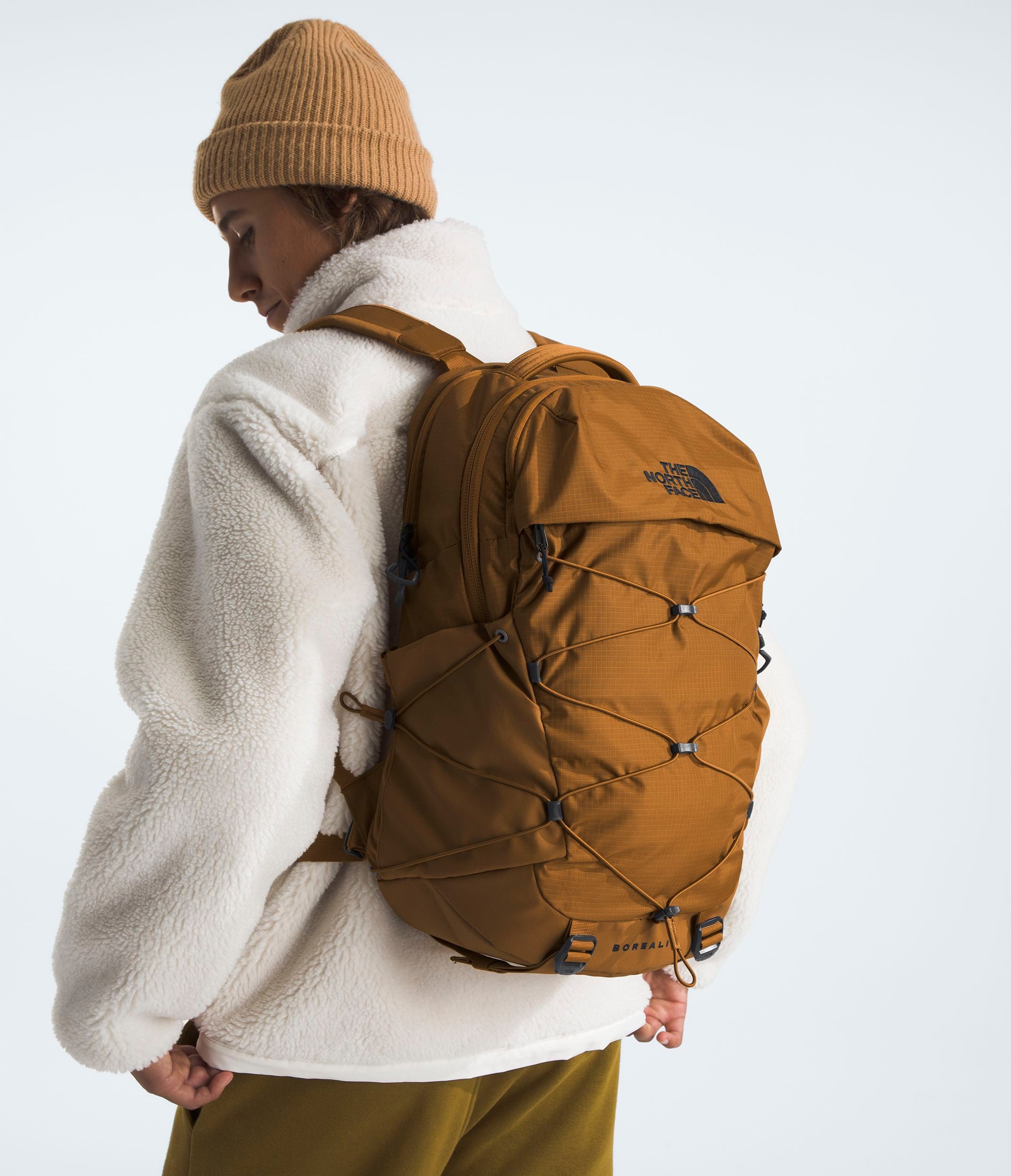The North Face Borealis Backpack - Lightweight Hiking & Travel Daypack for Men & Women - Durable Laptop Backpack for School, Work, Outdoor Adventures & Commuting