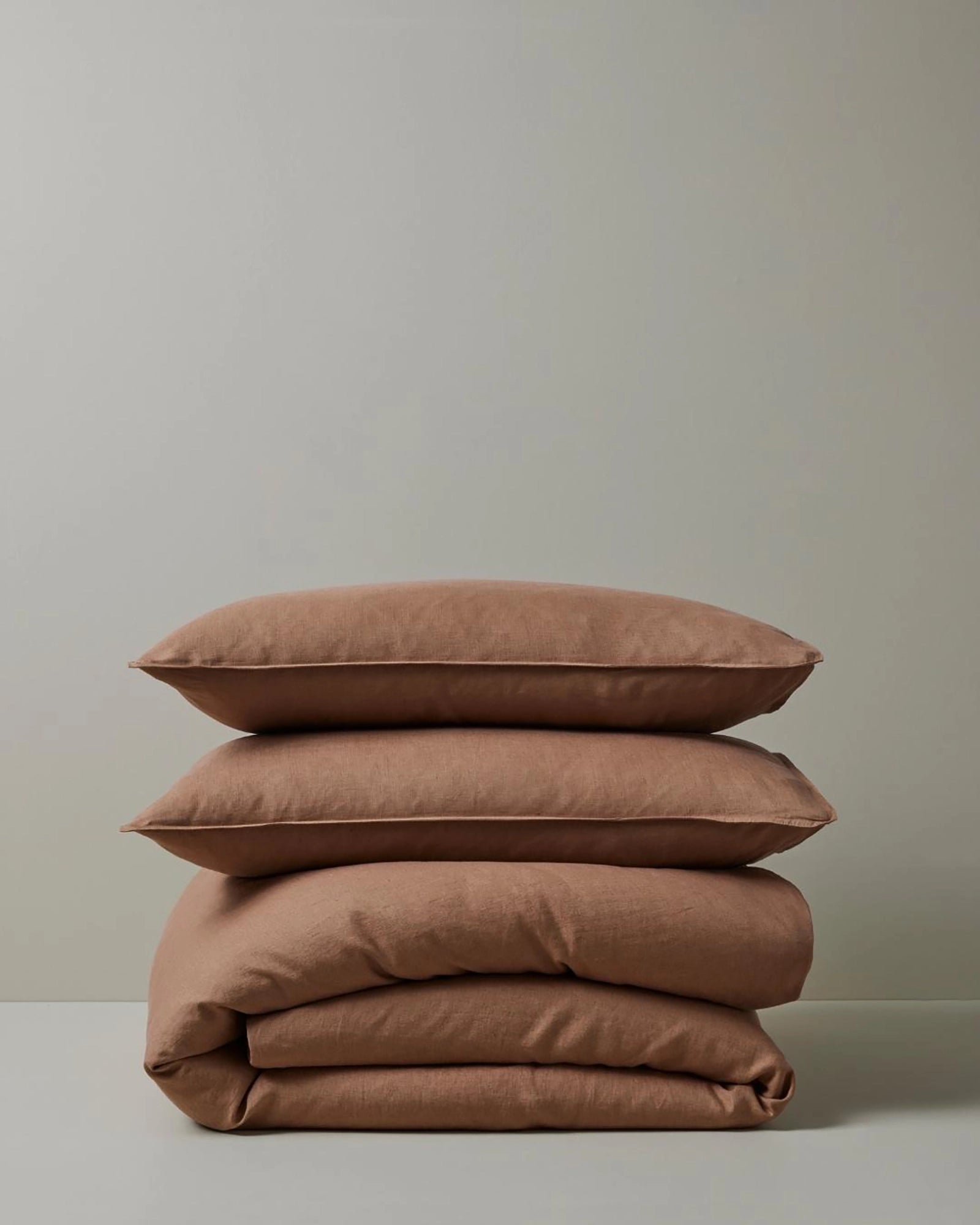 Premium Ravello Pillowcase Set - Soft & Breathable Biscuit Color - 2 Pack Luxury Bedding for Home, Hotel & Airbnb - Perfect for Master Bedroom, Guest Room & Travel