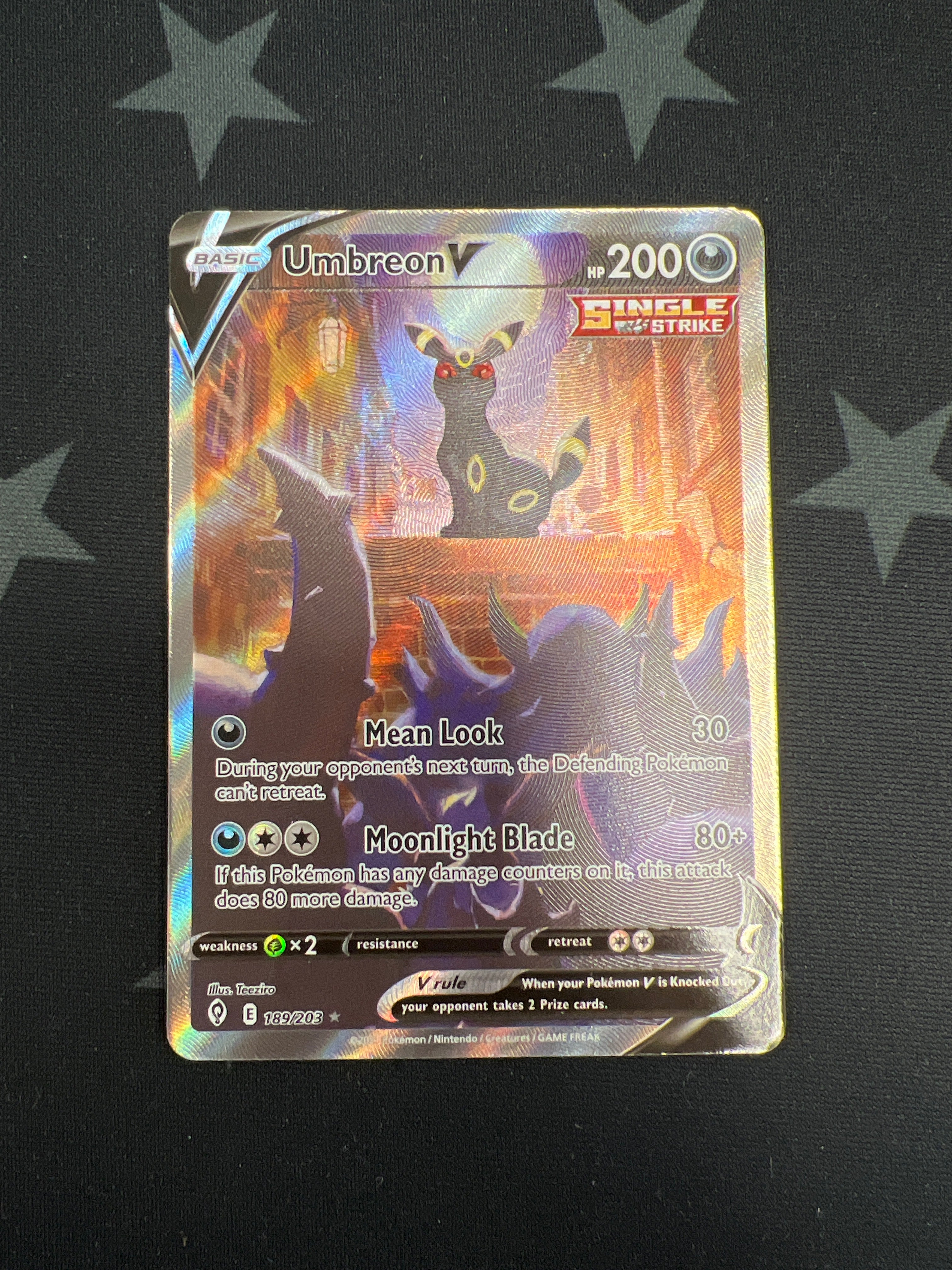 Umbreon V Pokemon Card (Evolving Skies 189/203) Alternate Art - Ultra Rare Collectible for Trading Card Game Players & Pokemon Fans - Perfect for Battles, Collections, and Gifts