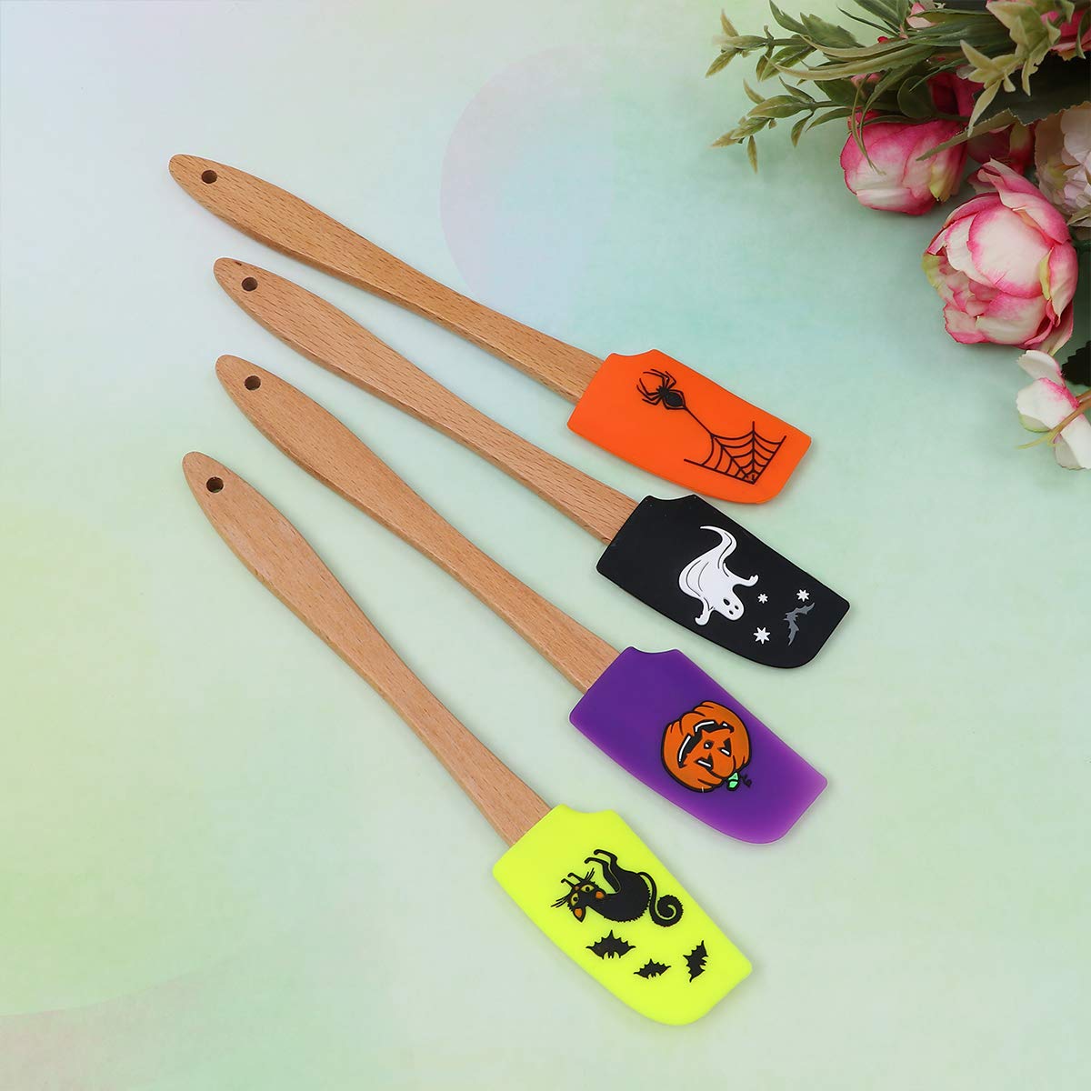 4-Piece Halloween Silicone Spatula Set - Scraper, Icing Spatula, Turner & Mini Spatula for Baking, Cooking & Cake Decorating - Non-Stick, Heat-Resistant & Child-Safe Kitchen Utensils - Perfect for Halloween Treats, Pumpkin Carving & Spooky Baking Fun