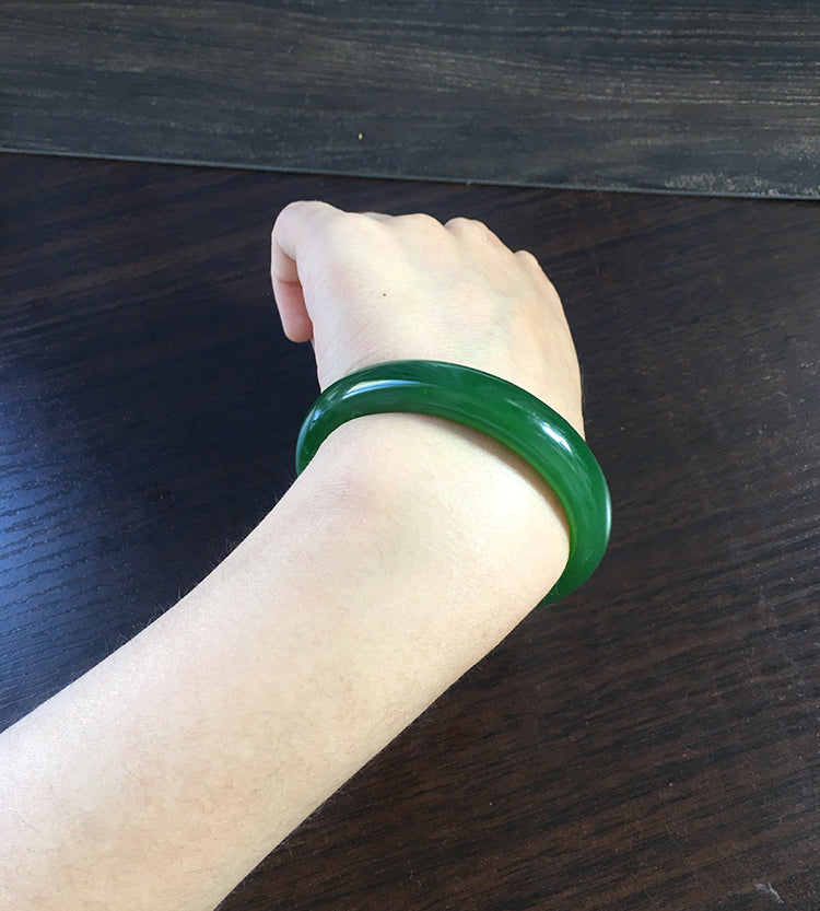 Natural Jade Bangle - Nephrite Jade Bracelet 55.8mm Inner Diameter, Handcrafted Green Stone Bangle for Women | Perfect for Meditation, Yoga & Spiritual Healing (NBE011)