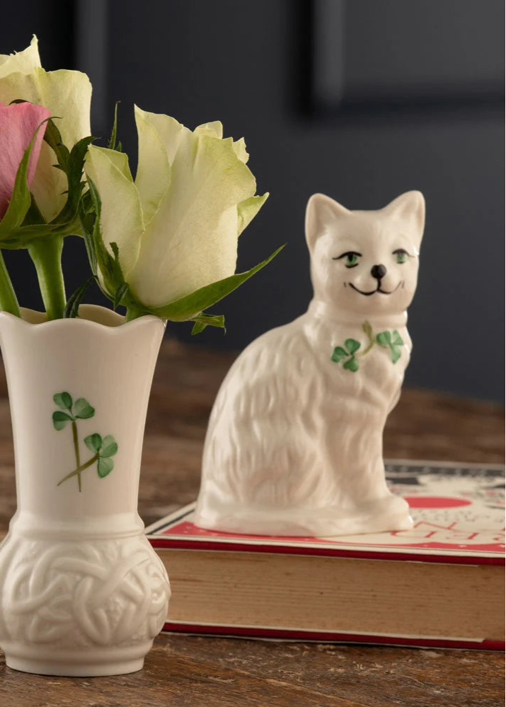 Belleek Classic Quizzical Cat Figurine - Elegant Porcelain Home Decor for Collectors | Perfect for Living Room Display, Gift Giving & Irish-Themed Decor