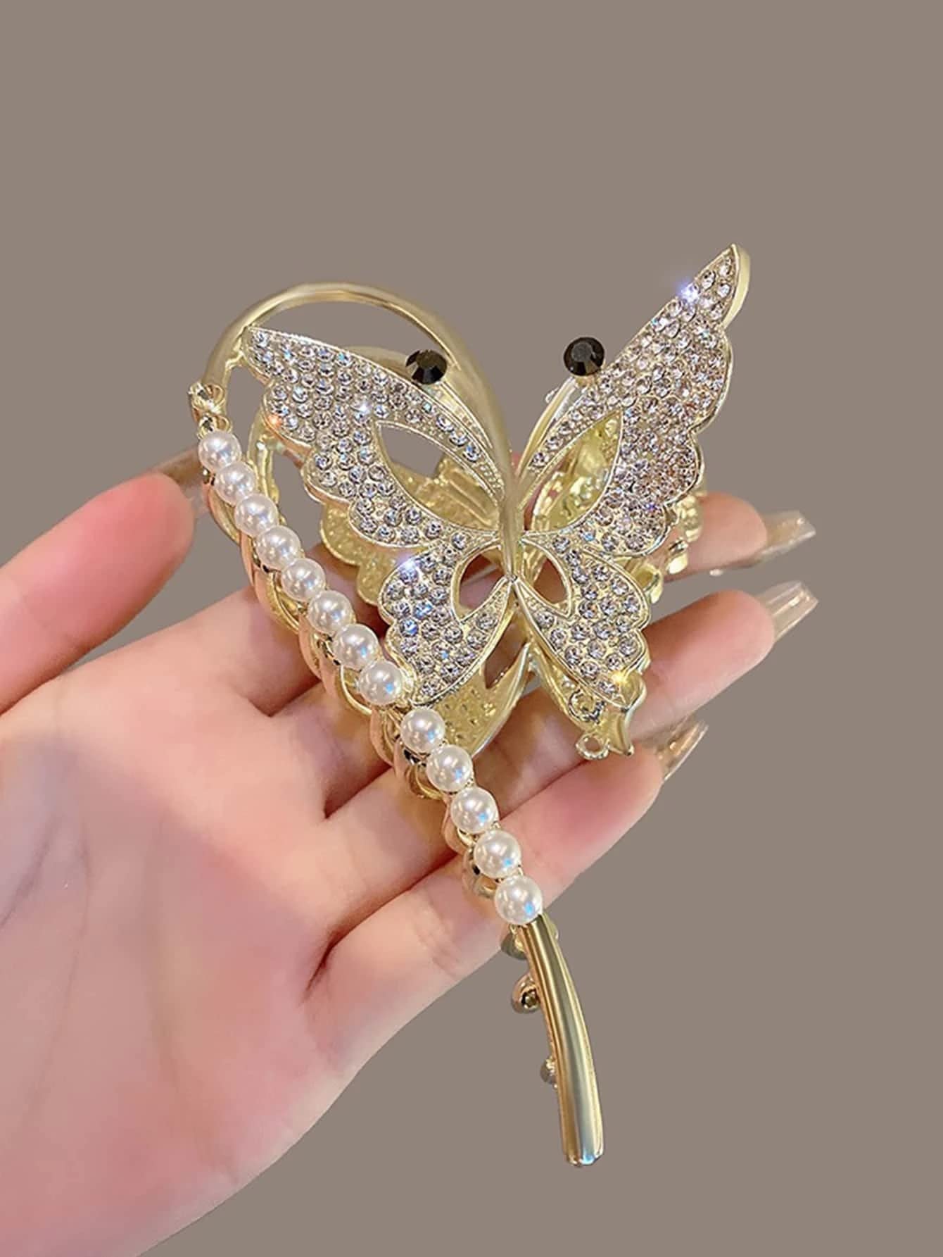 VSAKSH Rhinestone Butterfly Hair Clip - Pearl & Metal Large Hair Claw Clips for Women & Girls, Non-Slip Strong Hold Jaw Clamps - Perfect for Weddings, Parties & Everyday Hairstyles