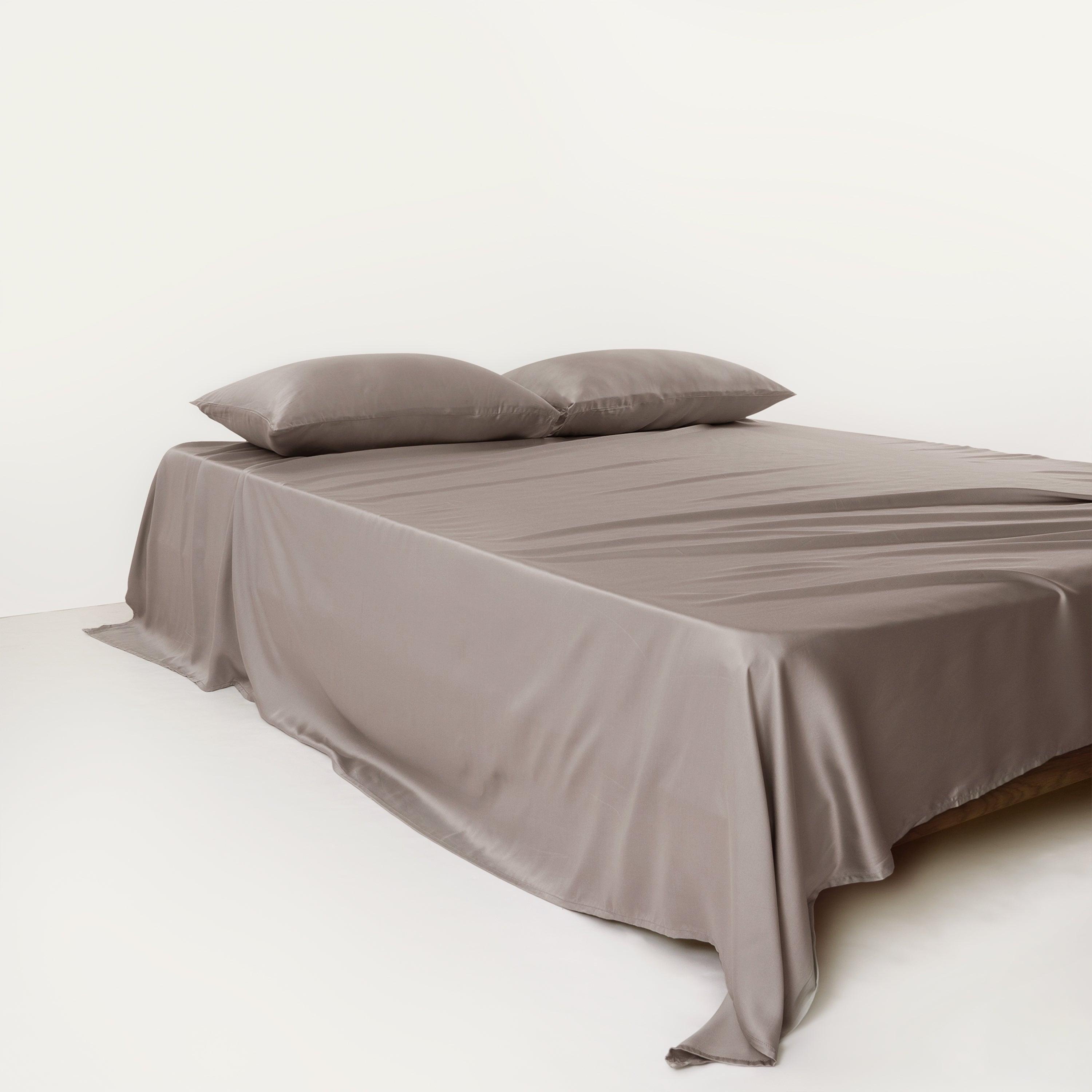 FURRFREE Bamboo Flat Sheet - Hypoallergenic & Pet Hair Repellent Bedding for Dogs and Cats | Soft Breathable Sheets for Pet Owners | Perfect for Allergy Relief and Cozy Pet-Friendly Homes