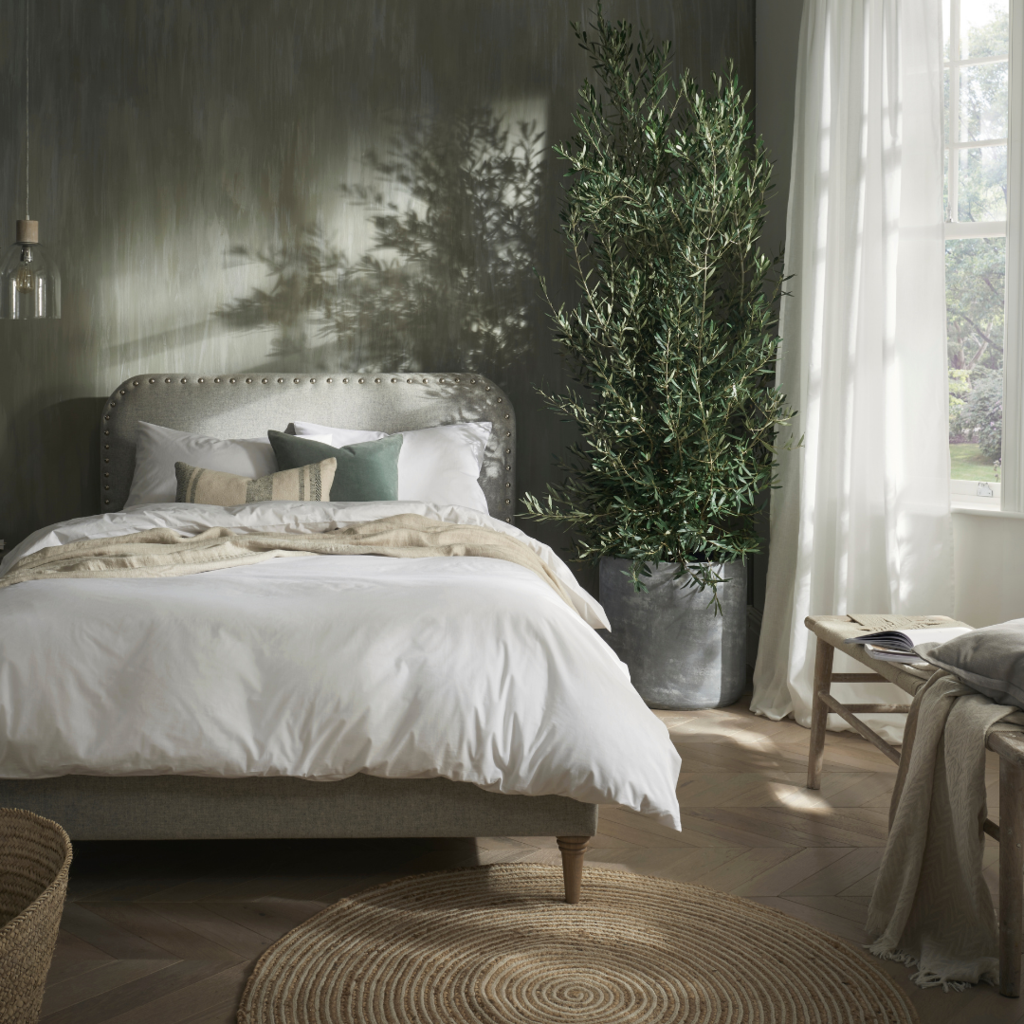 Smart Temperature Regulating Fitted Sheets - Cooling & Breathable Bedding for Hot Sleepers - Perfect for Summer Nights & Warm Climates