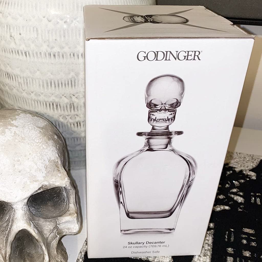 Godinger Skullary Skull Halloween 24oz Glass Decanter with Stopper - Gothic Barware for Whiskey, Bourbon & Liquor - Perfect for Halloween Parties, Home Bar Decor & Gift Giving (27385)