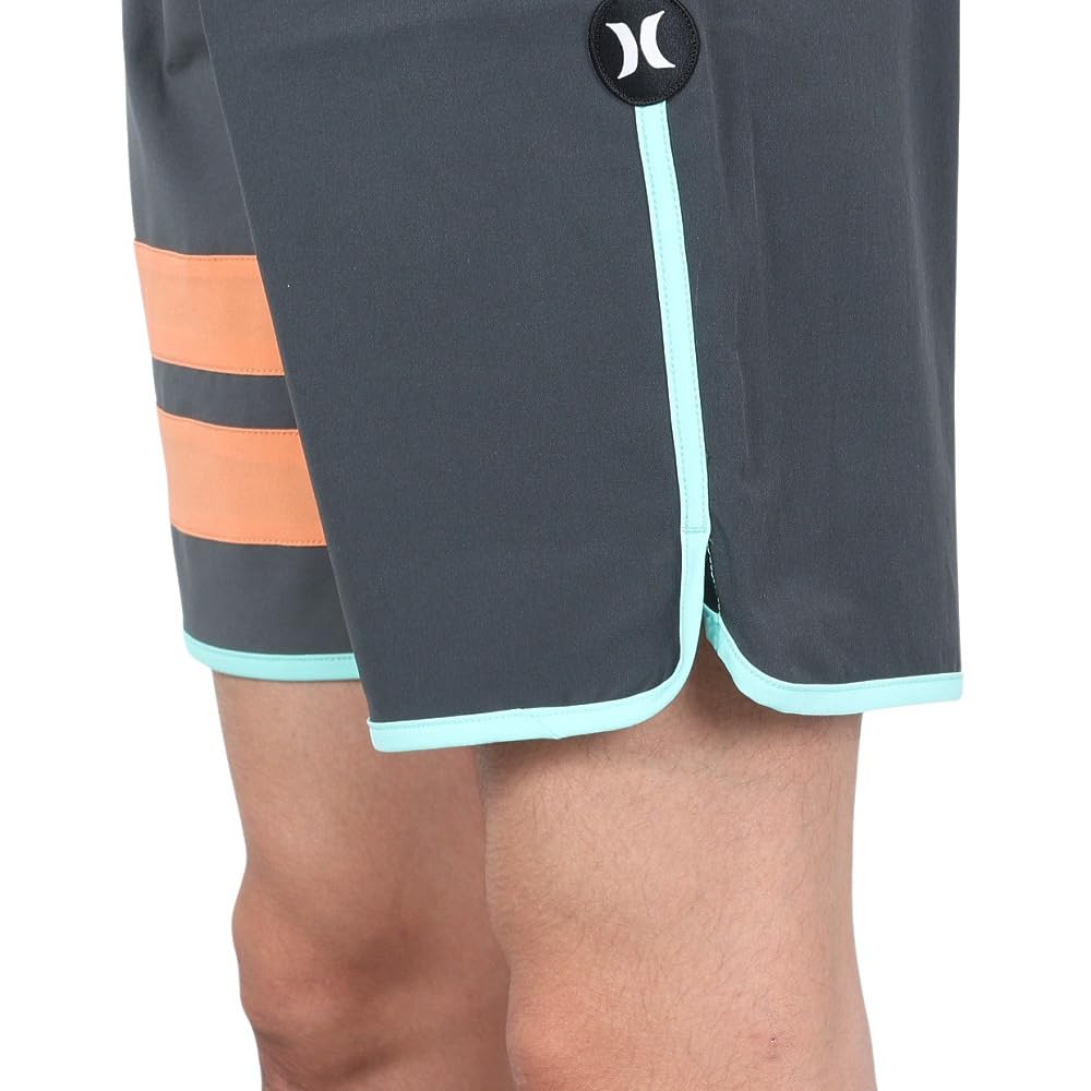 Hurley Men's Phantom Block Party 18