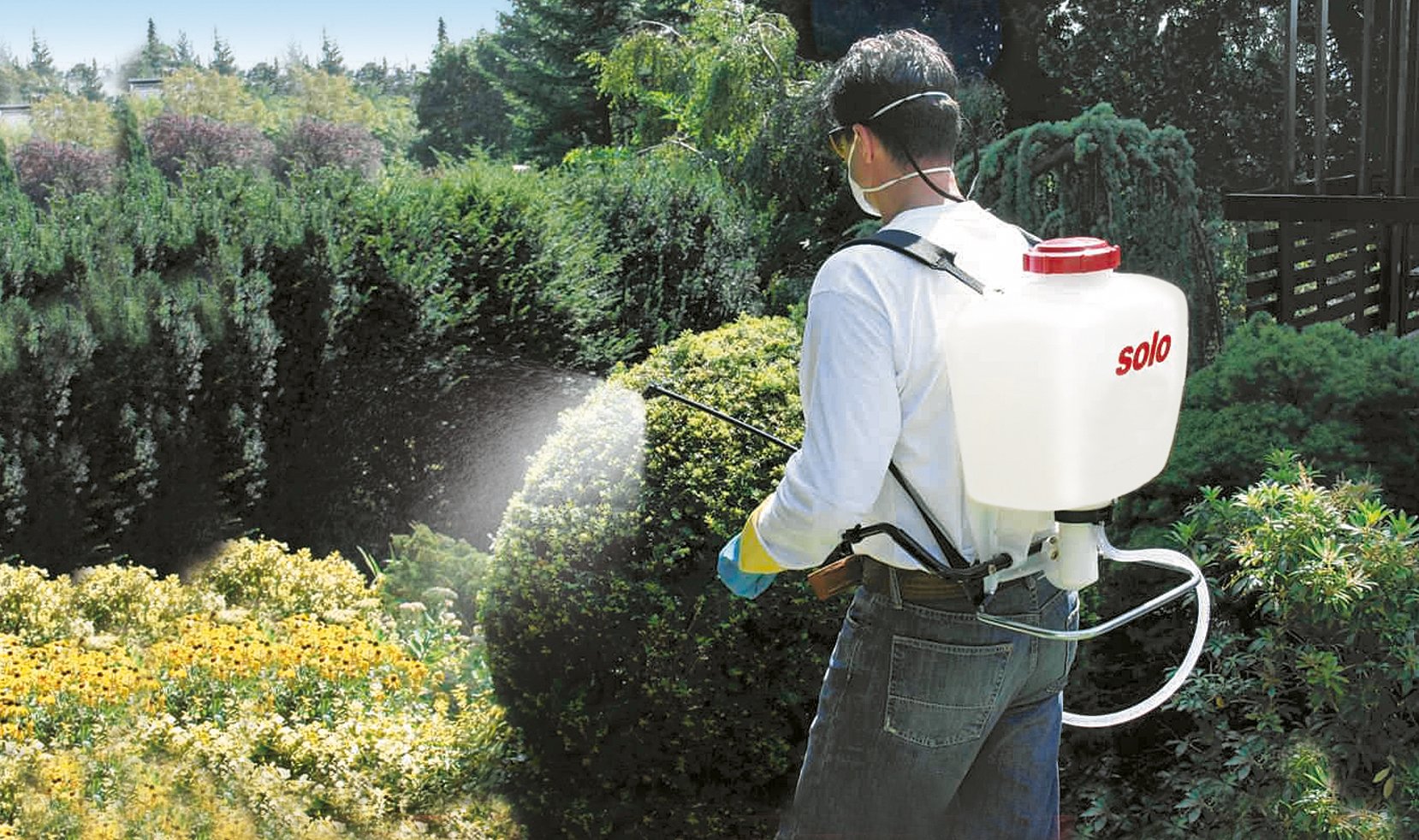 SOLO 425 4-Gallon Backpack Sprayer with Piston Pump - 90 PSI High Pressure for Lawn, Garden & Agricultural Use - Perfect for Weed Control, Pest Spraying & Fertilizer Application
