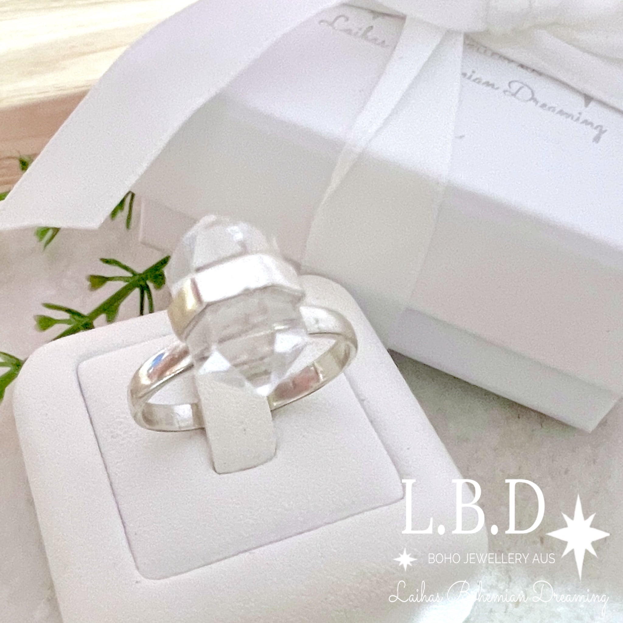 Laihas Crystal Kindness Clear Quartz Ring for Women - Healing Stone Jewelry for Meditation, Energy Balancing & Spiritual Gifts