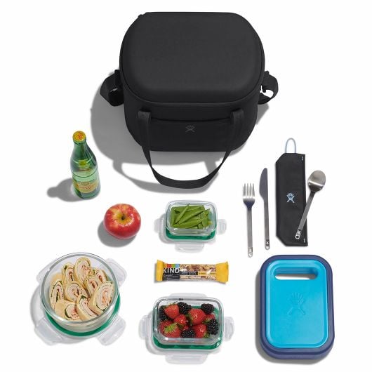 Coleman 12L Insulated Soft Cooler Bag for Picnics, Camping & Beach - Lightweight & Leak-Proof Portable Cooler with Shoulder Strap