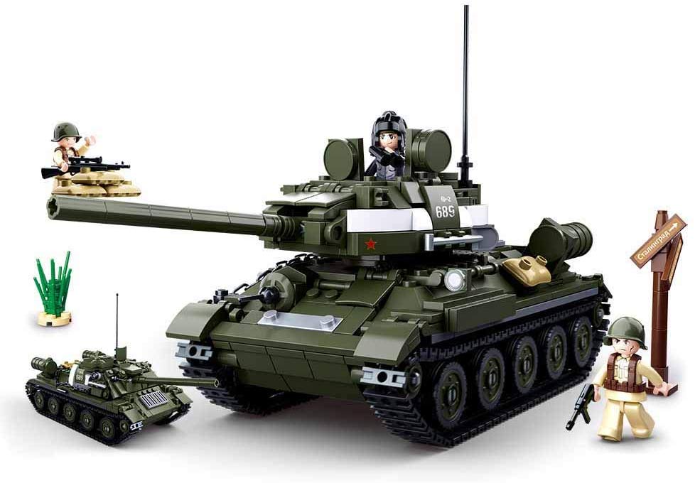 Sluban T-34 Medium WW2 Tank Building Kit with 687 Pieces & 2-in-1 Set - Includes Mini Figures - M38 B0689 - Perfect for Military Model Collectors and History Enthusiasts