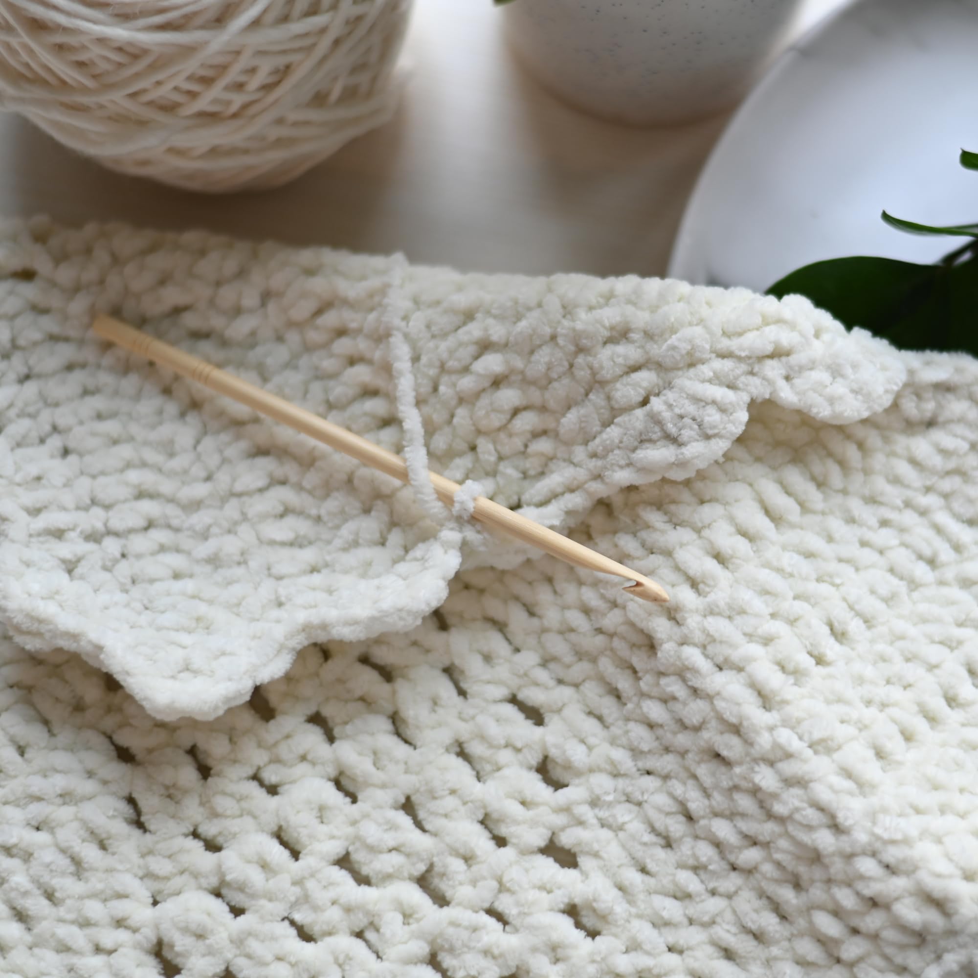 Leisure Arts Afghans On The Double Crochet Book - Easy Afghan Crochet Patterns for Beginners | DIY Home Decor & Gift Ideas