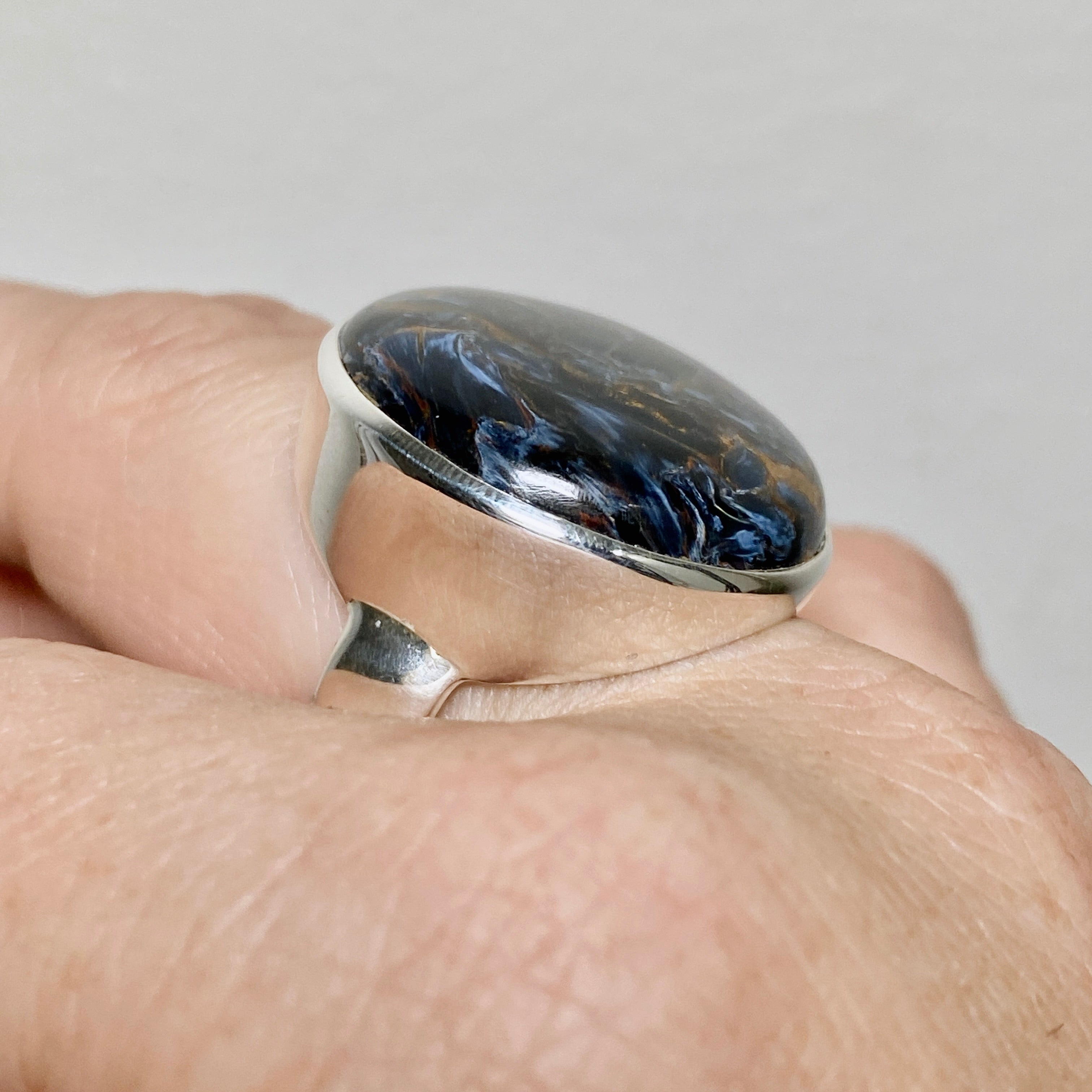 Pietersite Round Cabochon Ring - Size 10.5 - PRGJ897 - Elegant Gemstone Jewelry for Women, Perfect for Weddings, Parties & Special Occasions
