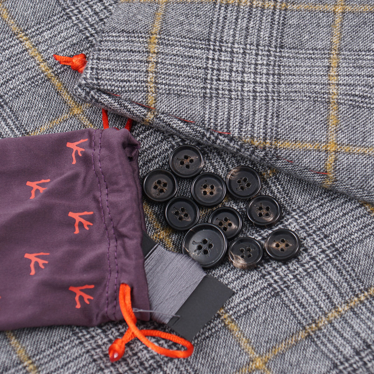 Premium Isaia Soft Wool & Cashmere Blend Suit for Men - Luxury Business Attire & Formal Occasions | Perfect for Weddings, Office Wear & Special Events