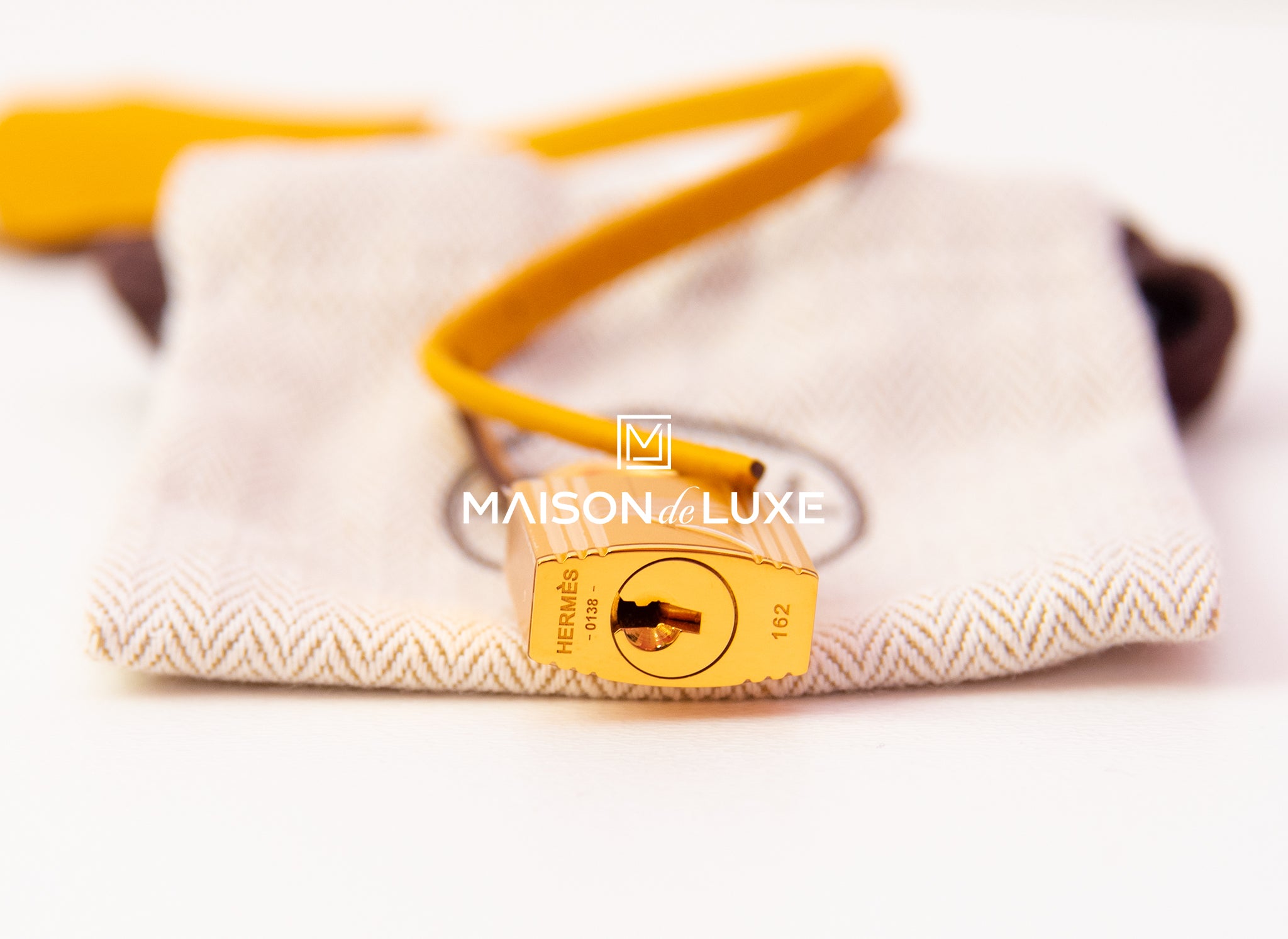 Authentic Hermes Jaune Ambre Sellier Epsom Kelly 28 Handbag | Luxury Leather Shoulder Bag for Women | Perfect for Work, Parties & Special Occasions