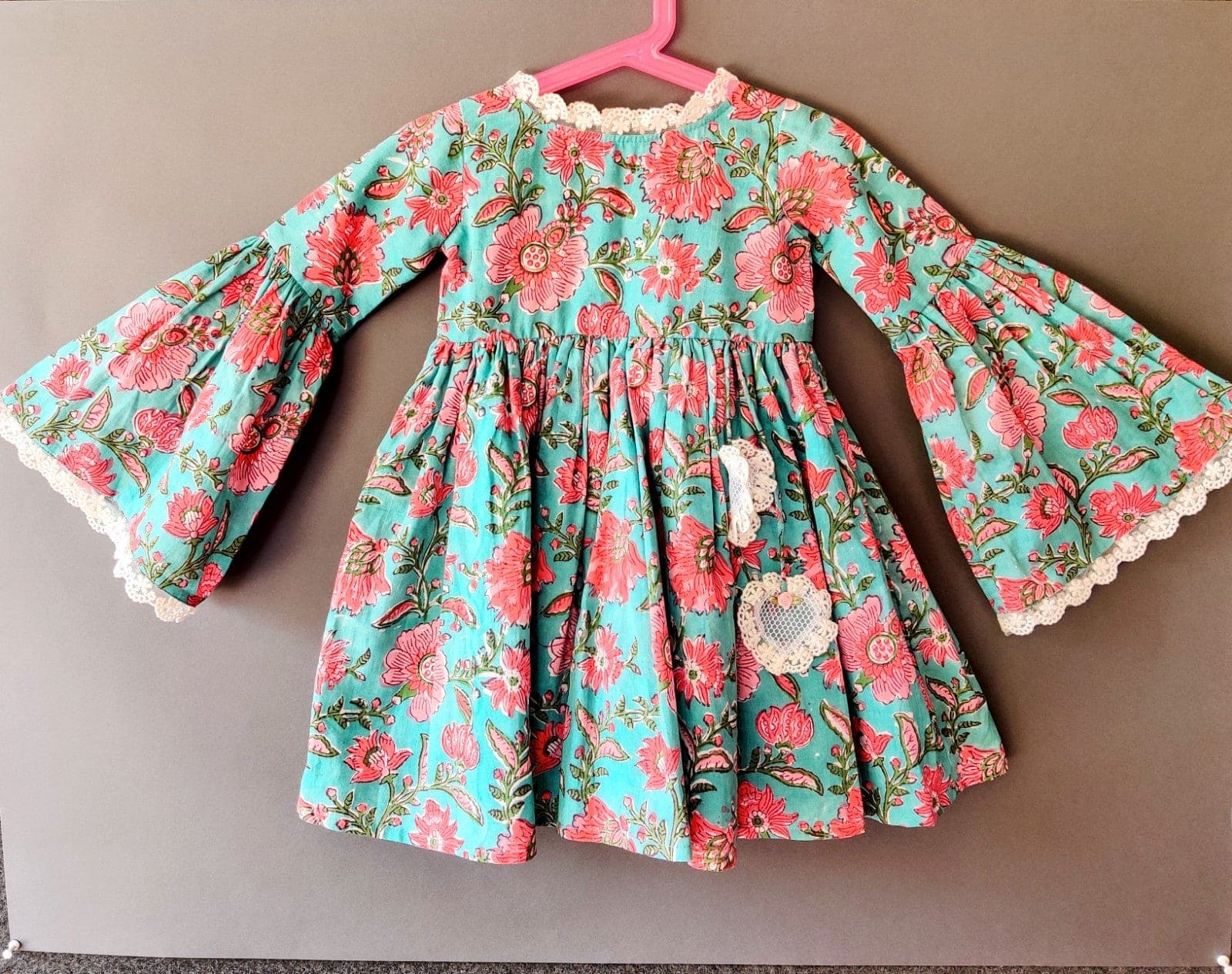 Floral Printed Dress for Women - Elegant Summer Maxi Dress with V-Neck & Flowy Skirt | Perfect for Beach Vacation, Wedding Guest & Casual Outings