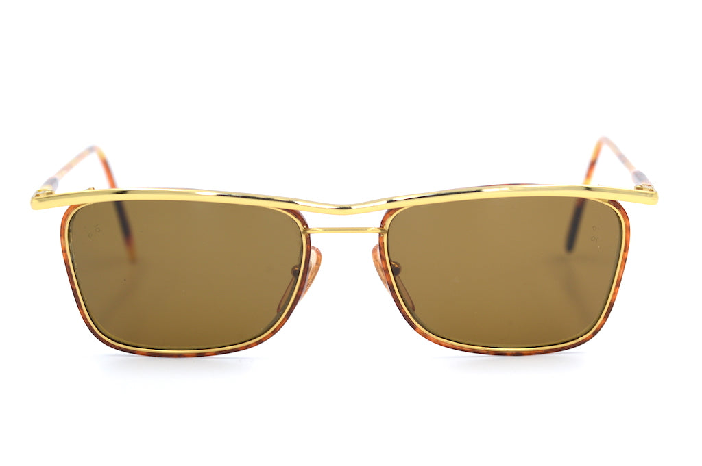 Persol Dilke BRN Sunglasses – Classic Aviator Style, UV Protection, Polarized Lenses for Men & Women – Perfect for Driving, Travel, and Outdoor Activities