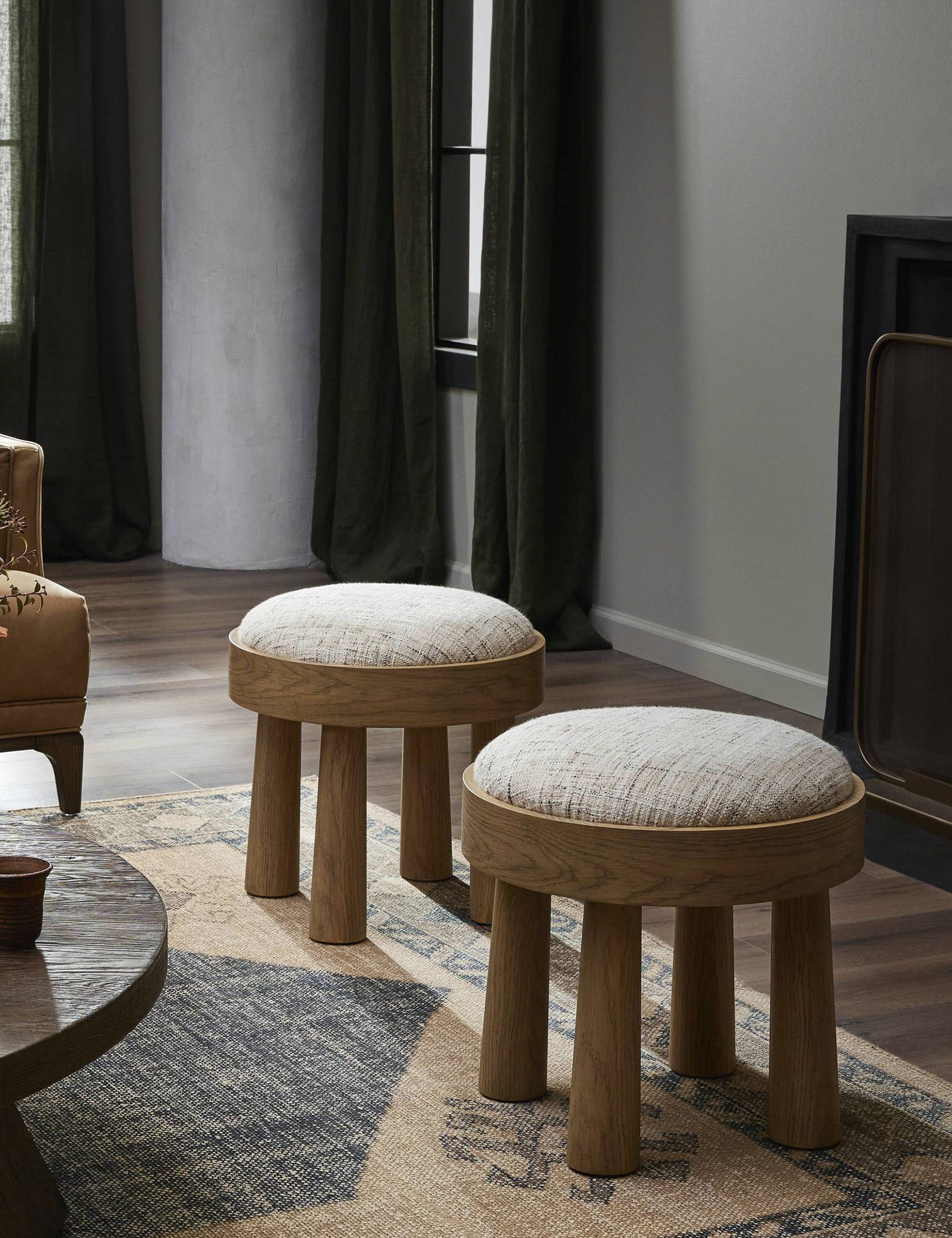 Armel Stool - Modern Wooden Bar Stool with Backrest for Kitchen Island, Breakfast Nook & Home Decor - Comfortable & Stylish Seating Solution