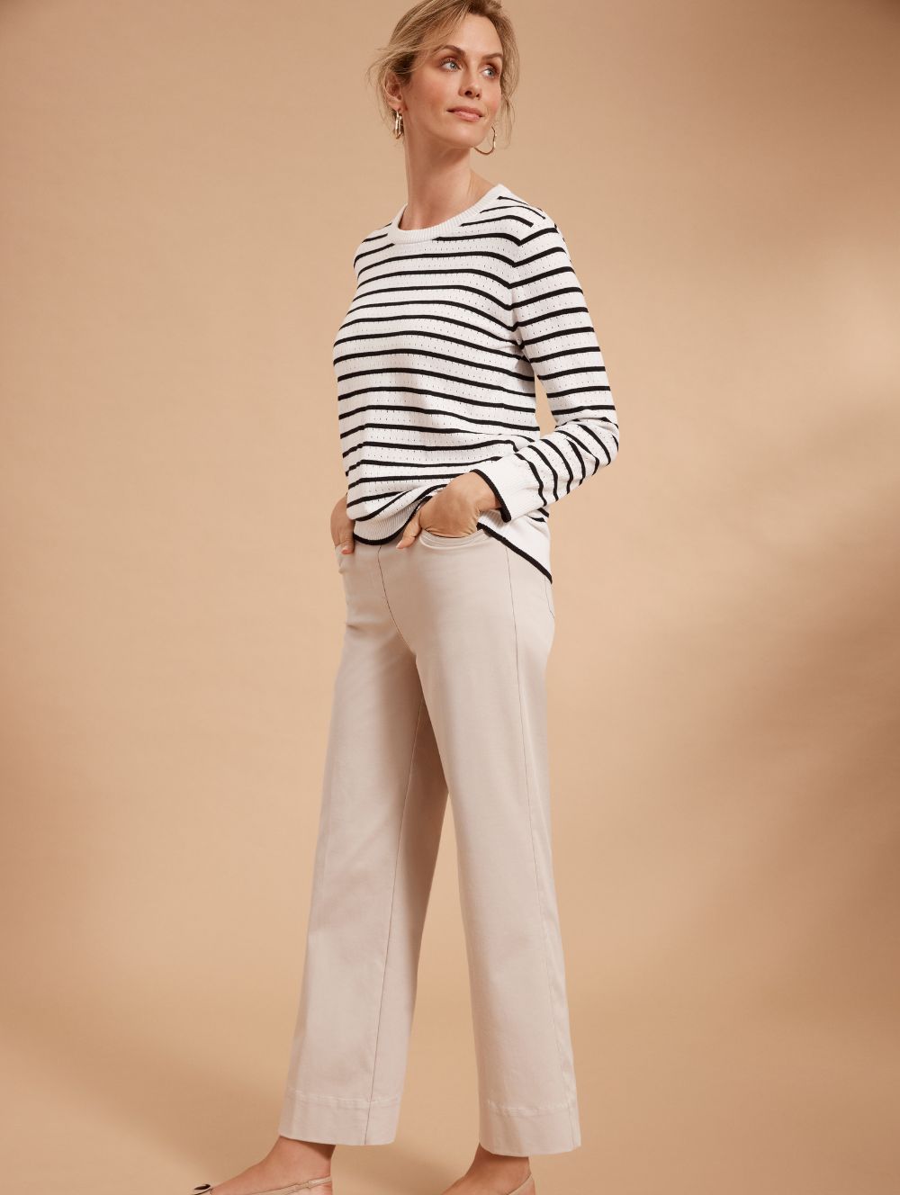 Laurenza Knitwear - Premium Women's Sweaters & Cardigans for Fall & Winter | Cozy Office & Casual Outfits
