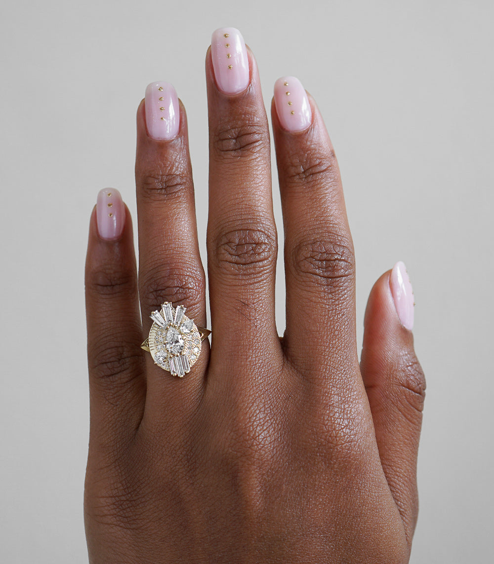 Valentina Pear Shape Diamond Engagement Ring for Women - Elegant Wedding Proposal Jewelry for Her, Perfect for Anniversaries & Special Occasions