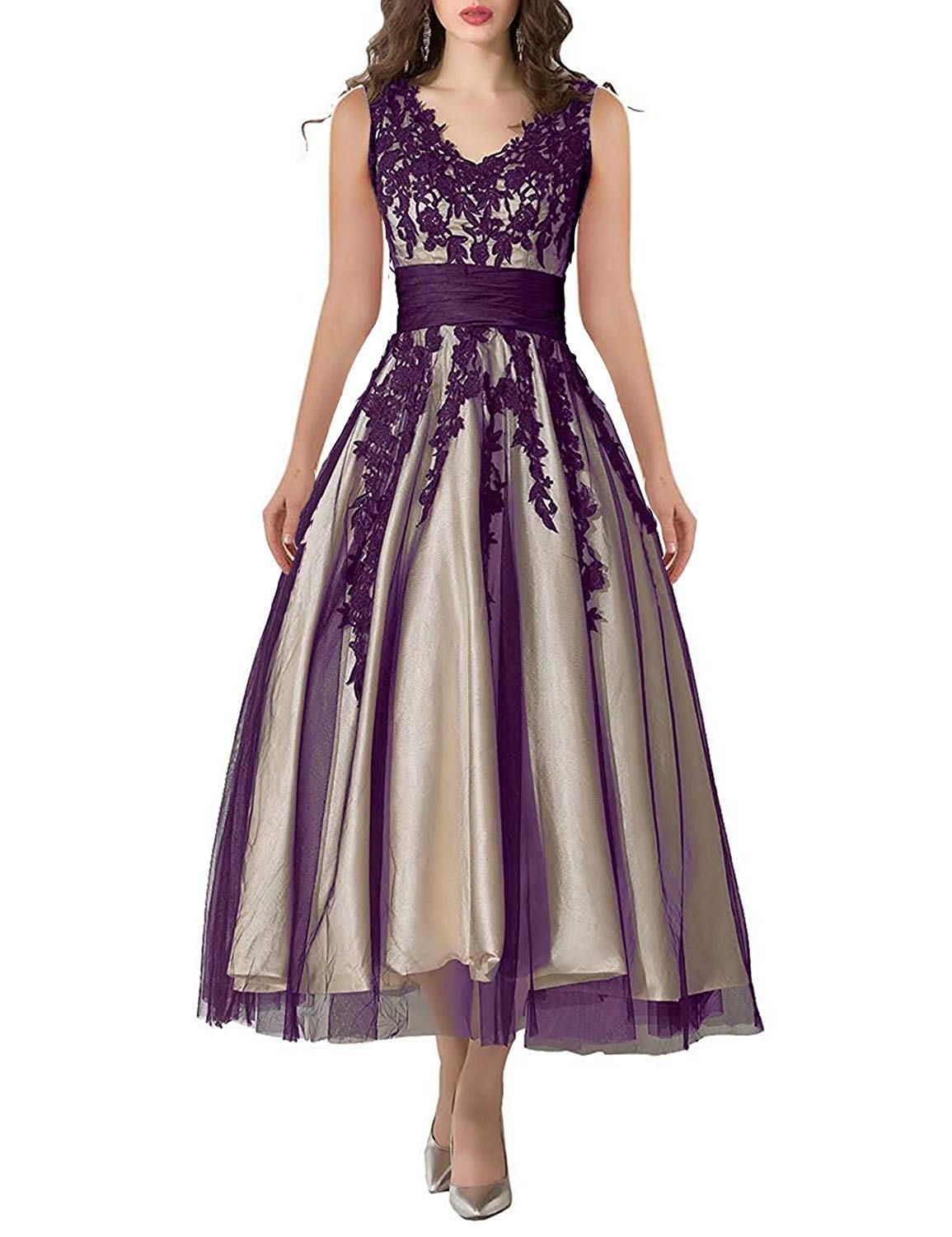 Snowskite Women's Black Lace Applique Tulle Long Formal Evening Gown - Elegant Prom, Wedding Guest & Black Tie Event Dress
