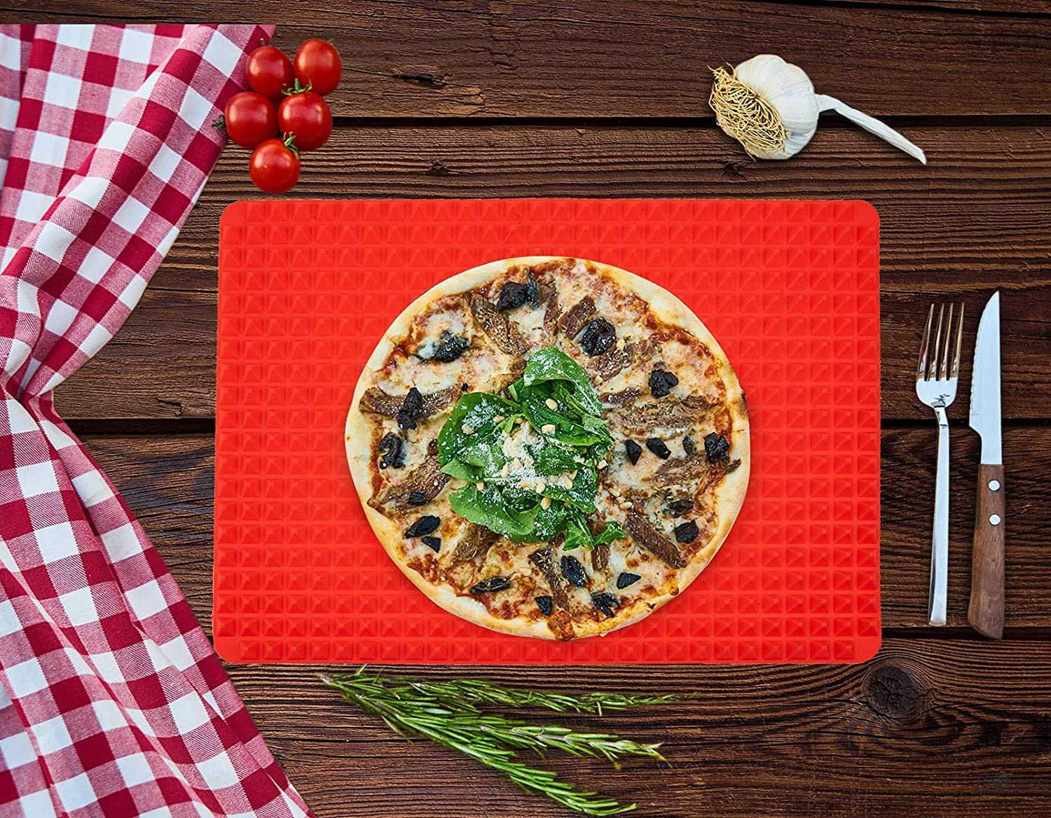 Non-Stick Silicone Baking Mat with Red Pyramid Design - 16