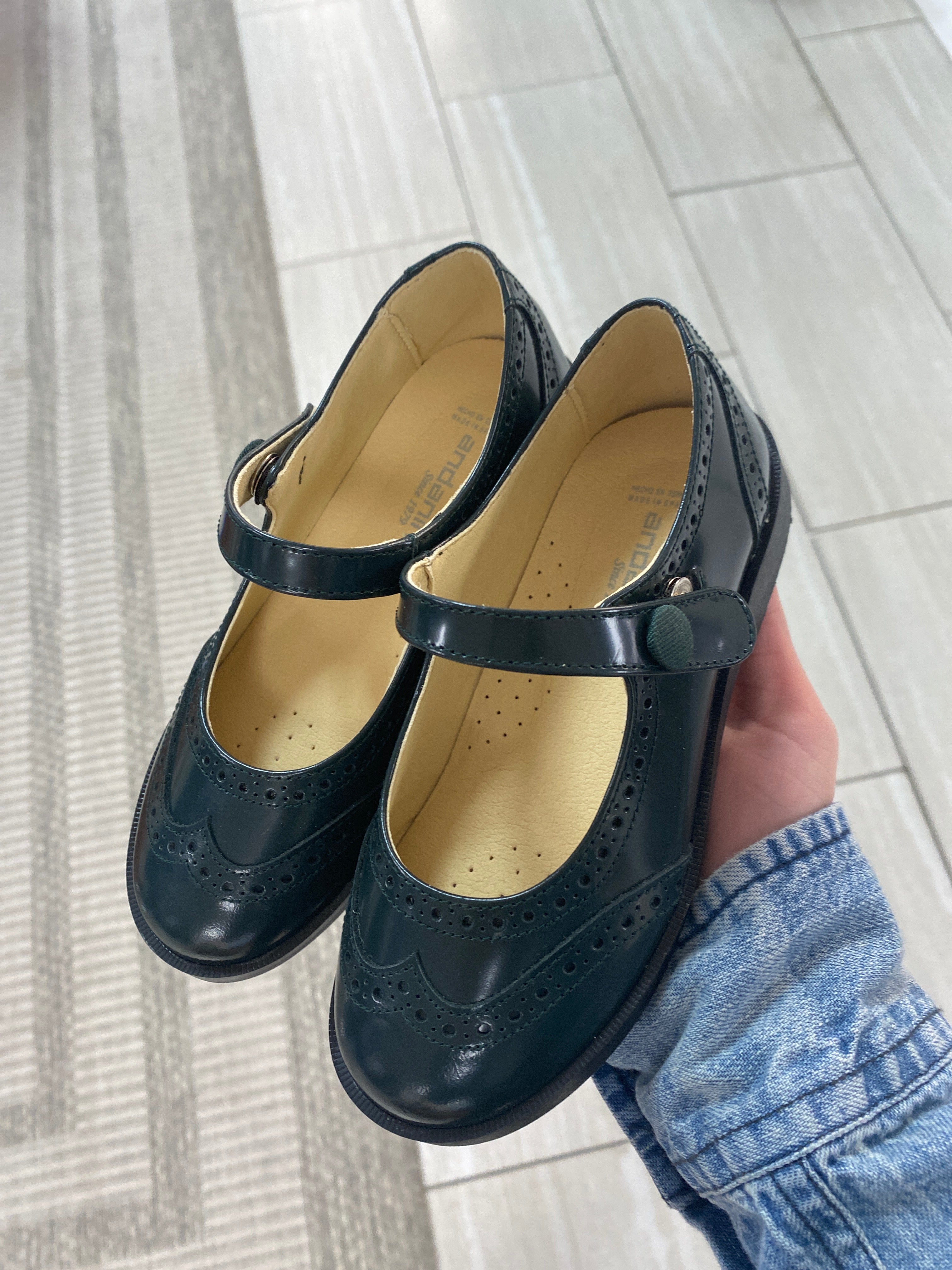 Andanines Women's Hunter Florentic Mary Jane Pumps - Comfortable Low Heel Dress Shoes for Work, Office, and Formal Occasions