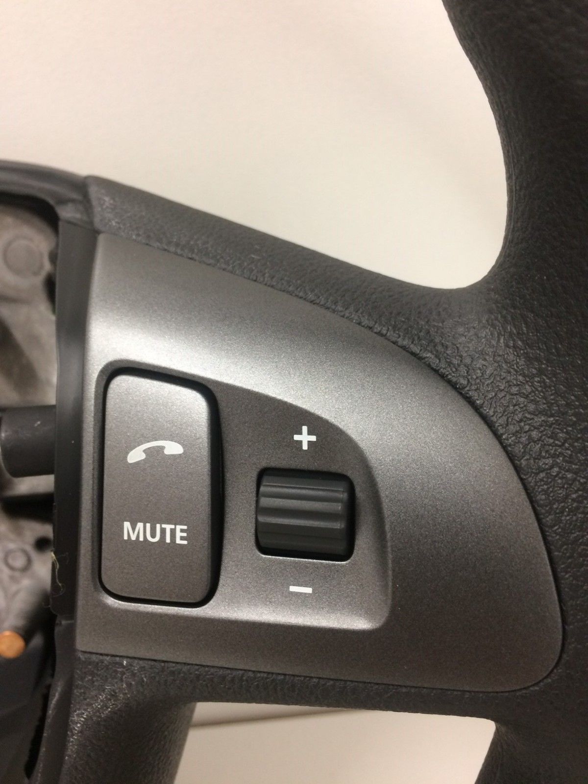 Genuine Holden VE Commodore Omega Steering Wheel with Audio Switches - Perfect Replacement for Car Interior Upgrade & Driving Comfort