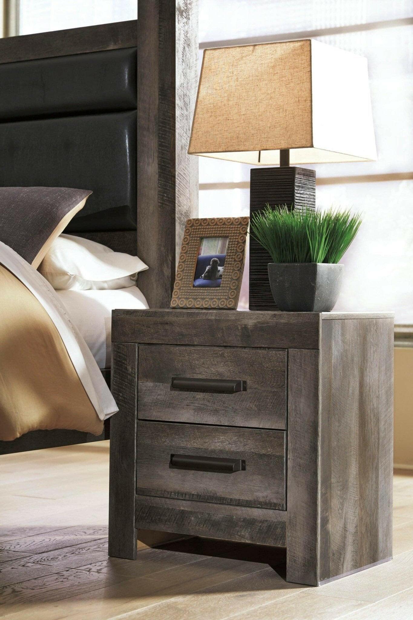 Wynnlow Nightstand B440 92 - Modern Bedside Table with Storage Drawer, Perfect for Bedroom, Living Room, or Dorm Room Decor
