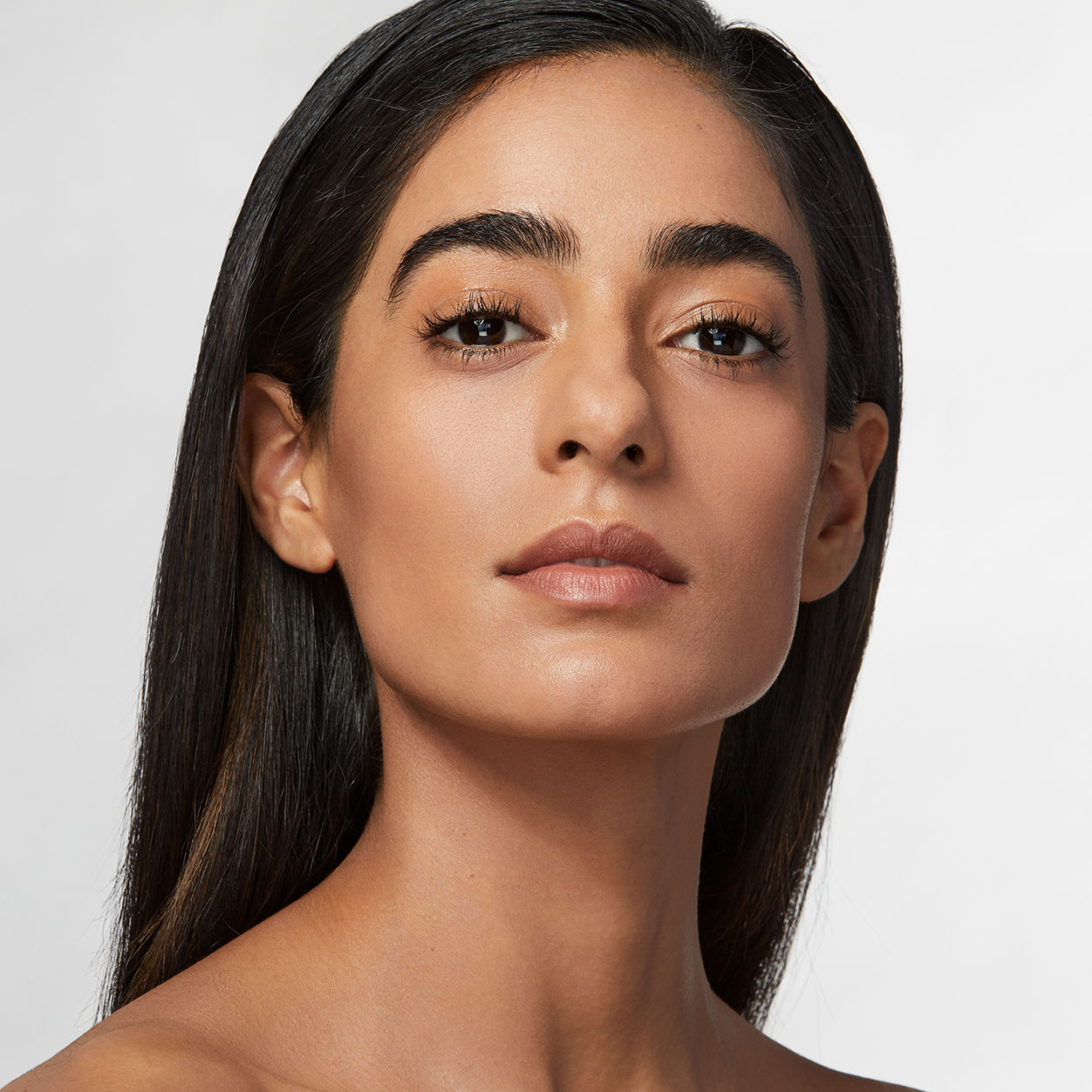 Estée Lauder Double Wear Stay-in-Place Makeup Foundation - 24 Hour Wear, Oil-Free, Medium to Full Coverage - Perfect for Long Days, Weddings & Special Events
