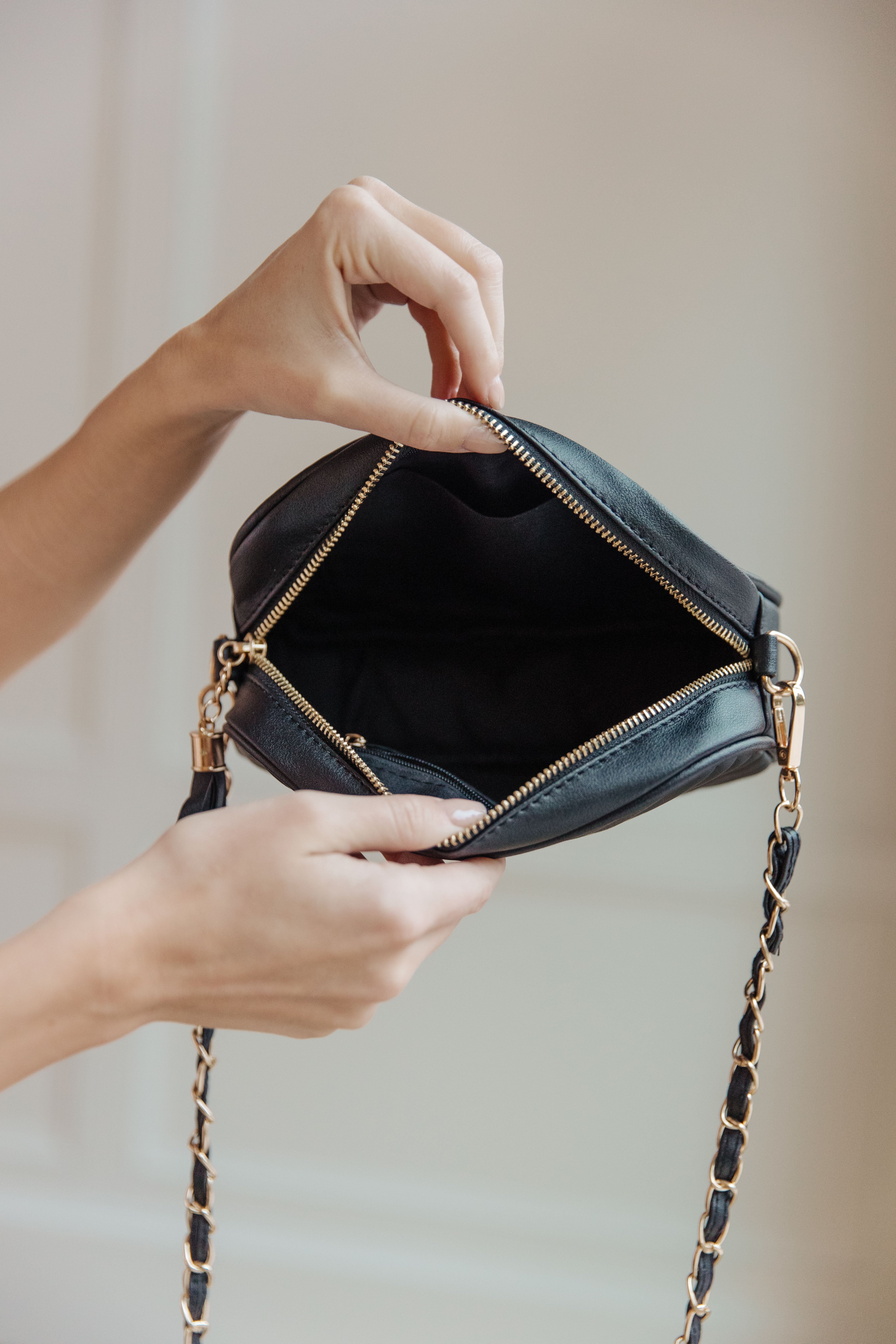 Stylish Crossbody Bags for Women - Fashionable & Functional Shoulder Purse for Everyday Use, Travel & Shopping