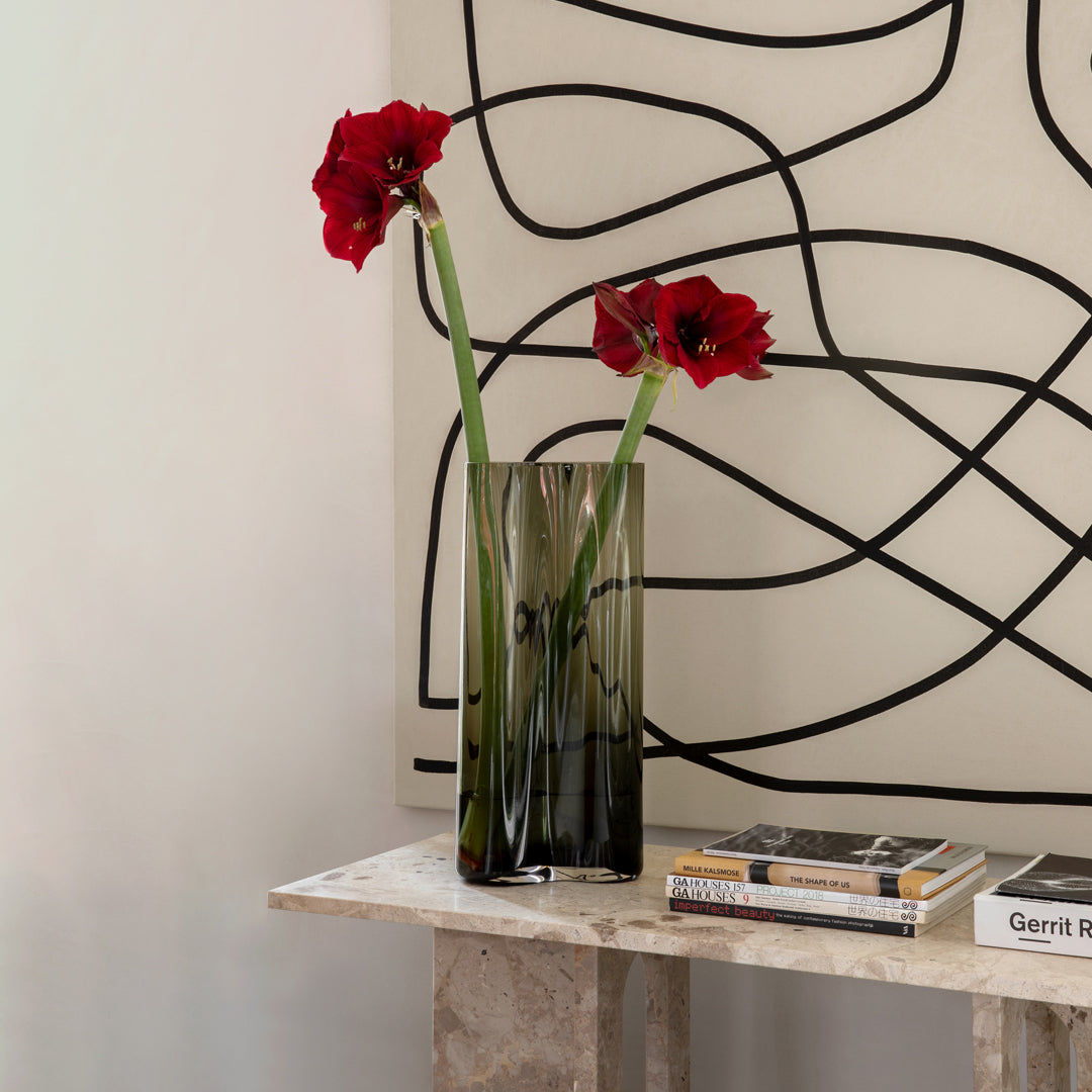 Gabriel Tan AER Vase - Modern Minimalist Ceramic Vase for Home Decor, Dining Table Centerpiece, Wedding & Office Decoration
