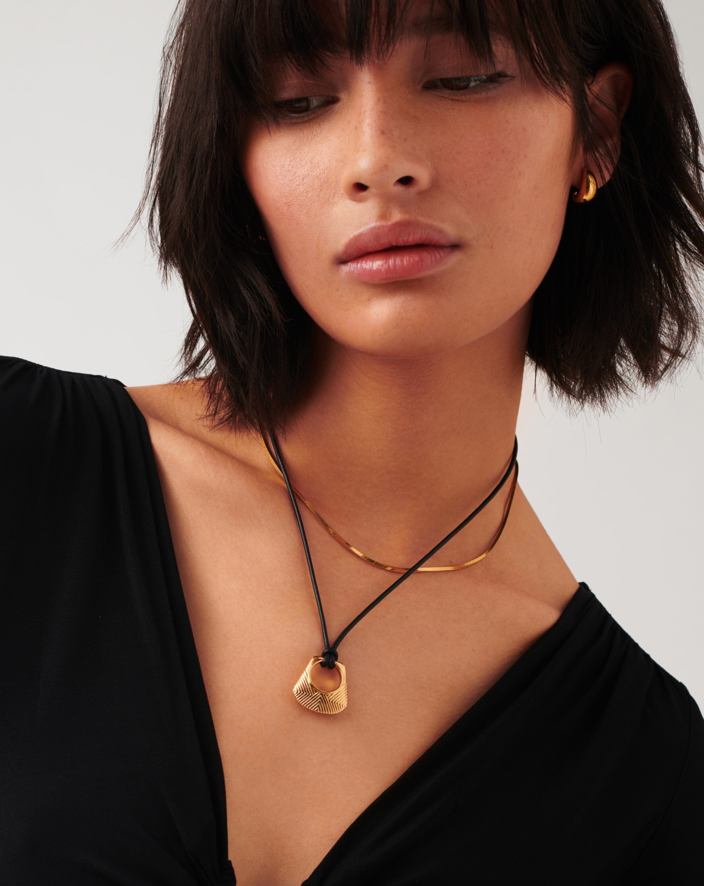 Hera Ridge Pendant Cord Necklace - 18k Gold Plated Women's Jewelry for Everyday Wear & Special Occasions
