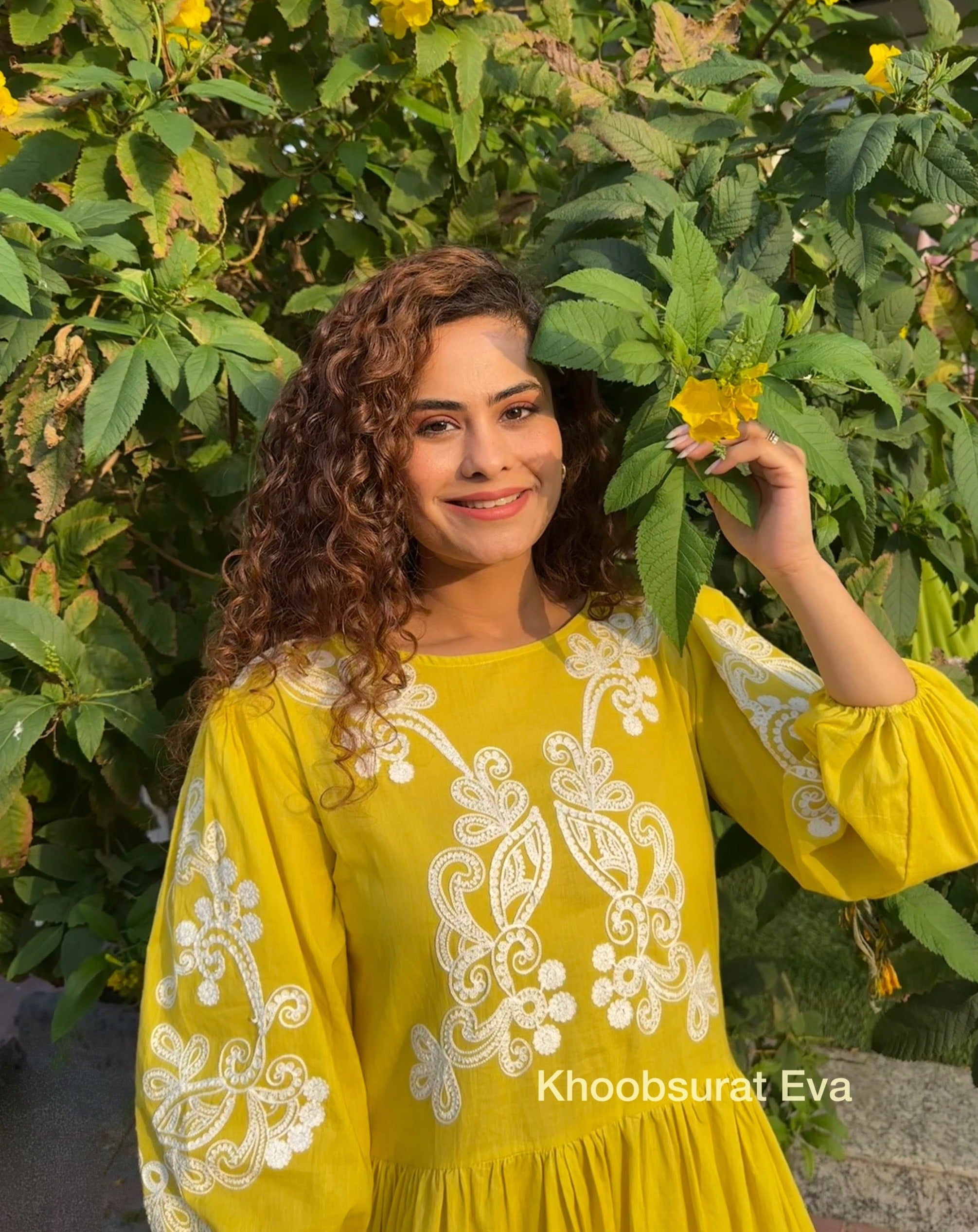 Stylish Citrus Swirl Yellow Maxi Dress for Women - Flowy Summer Beach Dress, Boho Chic Vacation Outfit - Perfect for Beach Parties, Vacations & Casual Outings