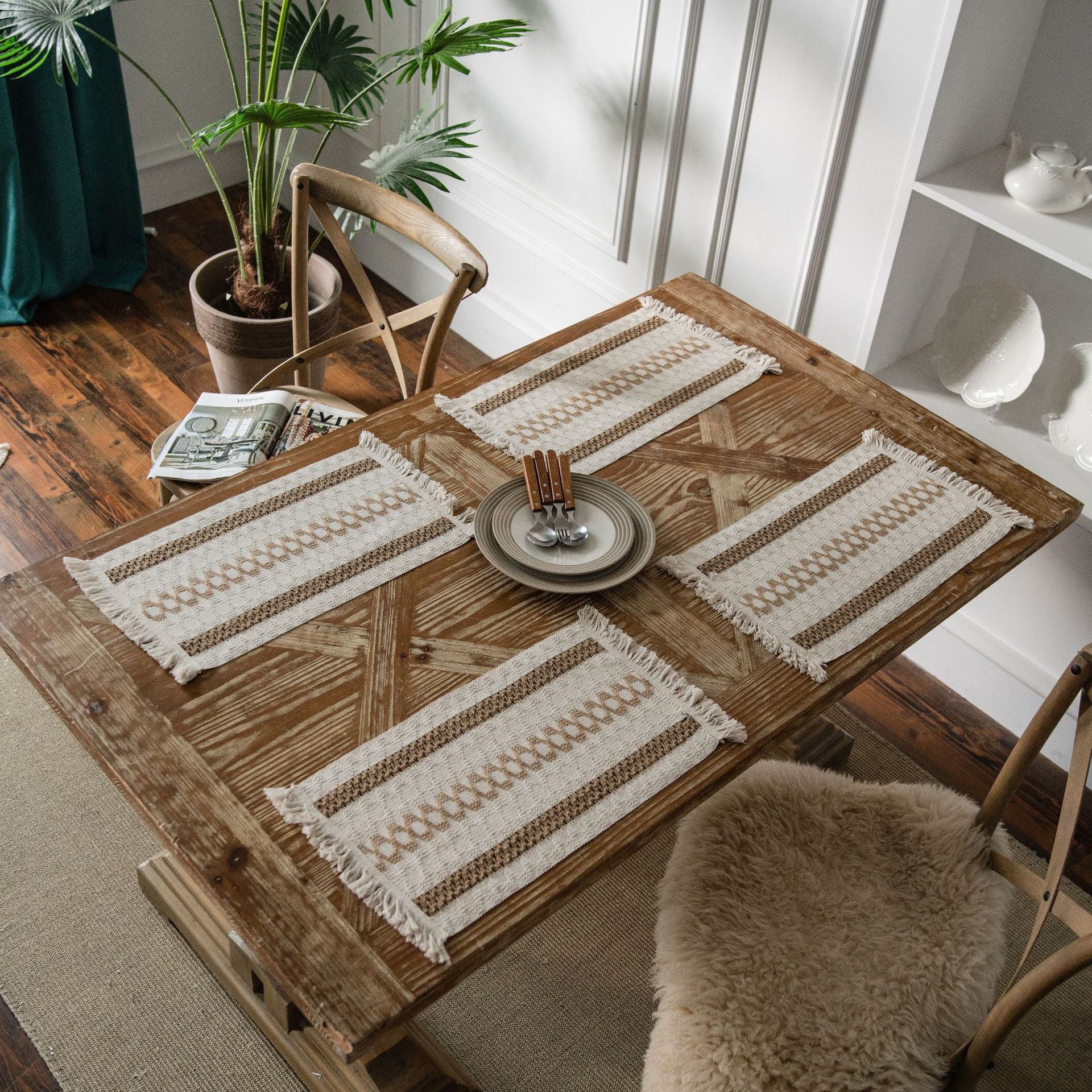 Elegant Harlow Table Runner for Dining & Decor - Premium Fabric Table Runner for Weddings, Holidays & Home Decor
