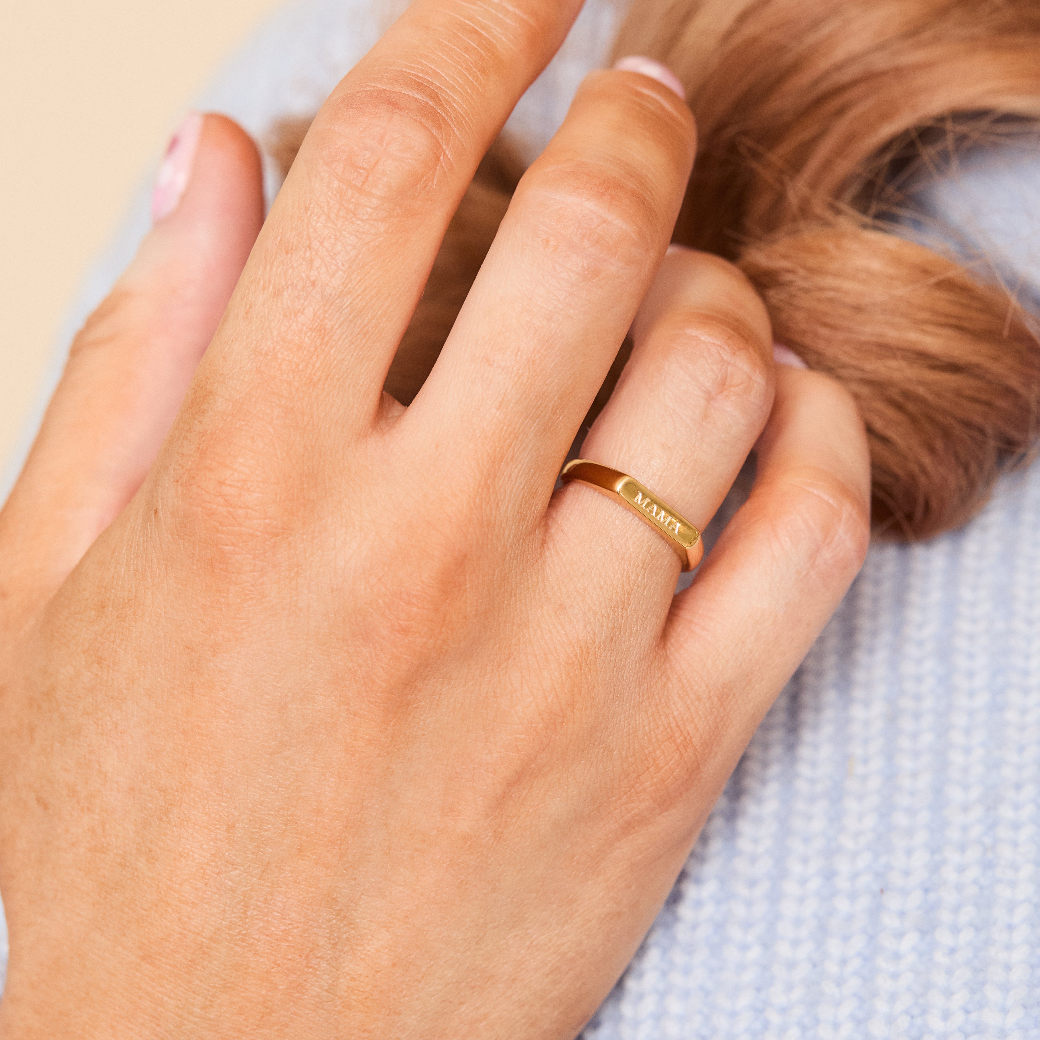Vintage Mama Signet Ring for Women - Elegant Mother's Jewelry Gift - Perfect for Mother's Day, Birthday & Special Occasions