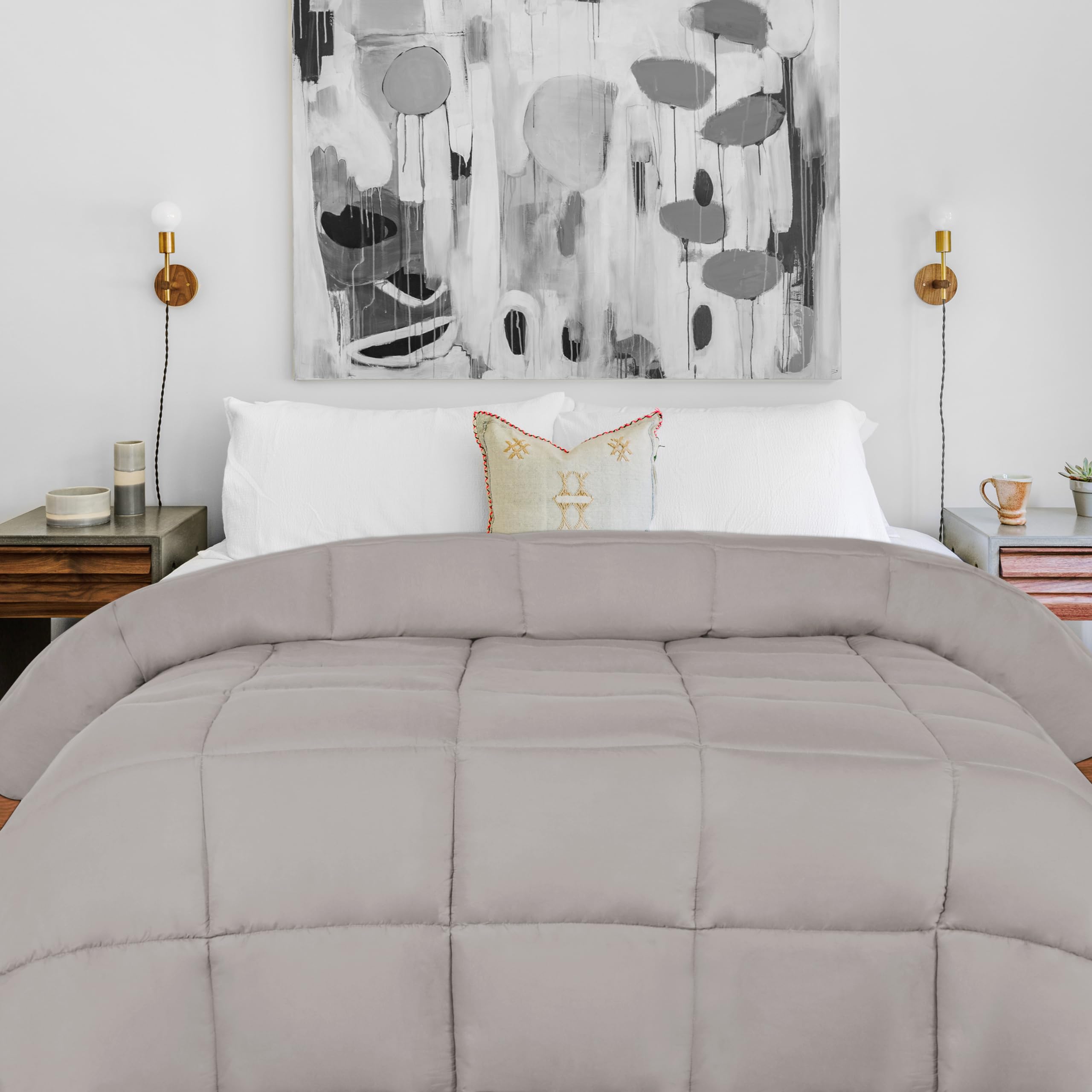 Premium Brushed Microfiber Solid Comforter - Down Alternative Bedding Set, Reversible Medium Weight Fluffy Duvet Insert with Box Quilt Design, Oversized King Blanket in Silver - Perfect for Cozy Bedrooms, Guest Rooms & Luxury Hotel Style Decor