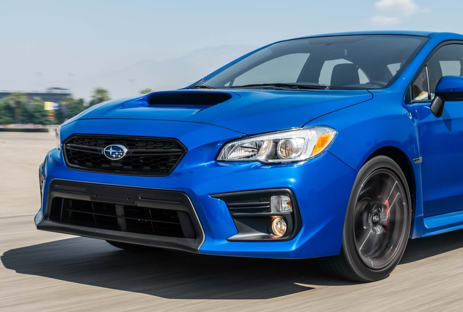 2018-2020 Subaru WRX STI Clear Lens Halogen Fog Light Assembly with Bezel & Wiring Kit - Upgrade for Enhanced Visibility in Rain & Fog