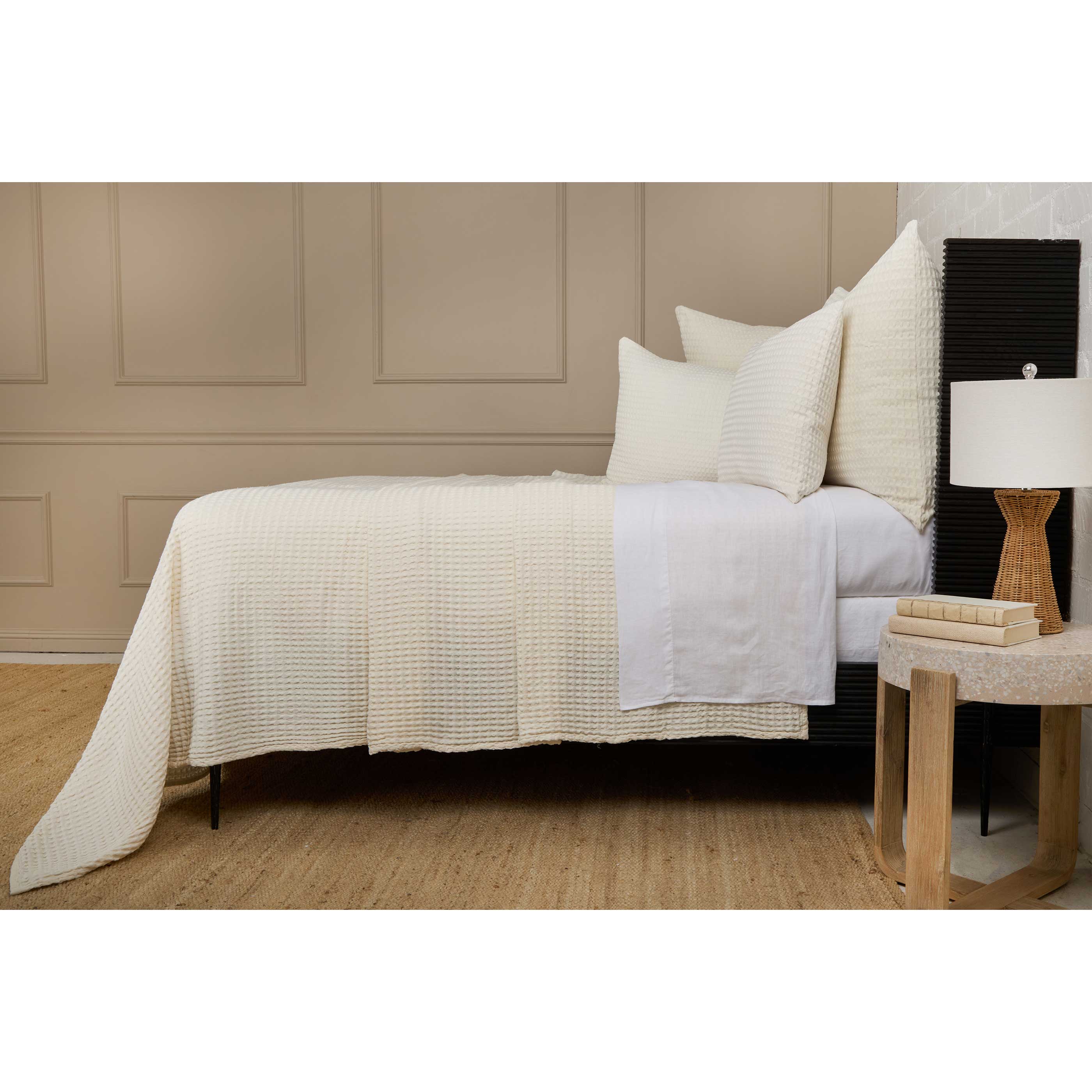 Premium Zuma Blanket Collection - Ultra Soft & Cozy Throw Blankets for Bed, Couch & Travel - Perfect for Home Decor, Gifts & Cold Weather Comfort