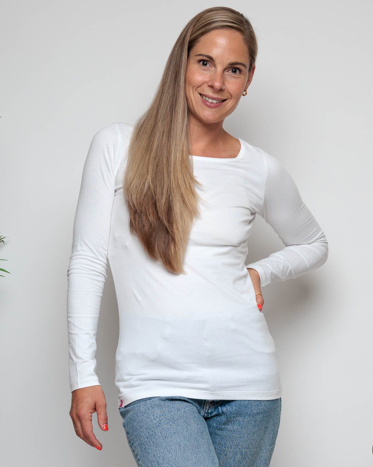 Premium Soft Cotton Long Sleeve Shirt for Men & Women - Breathable Comfort Fit White Top for Casual Wear, Work & Outdoor Activities