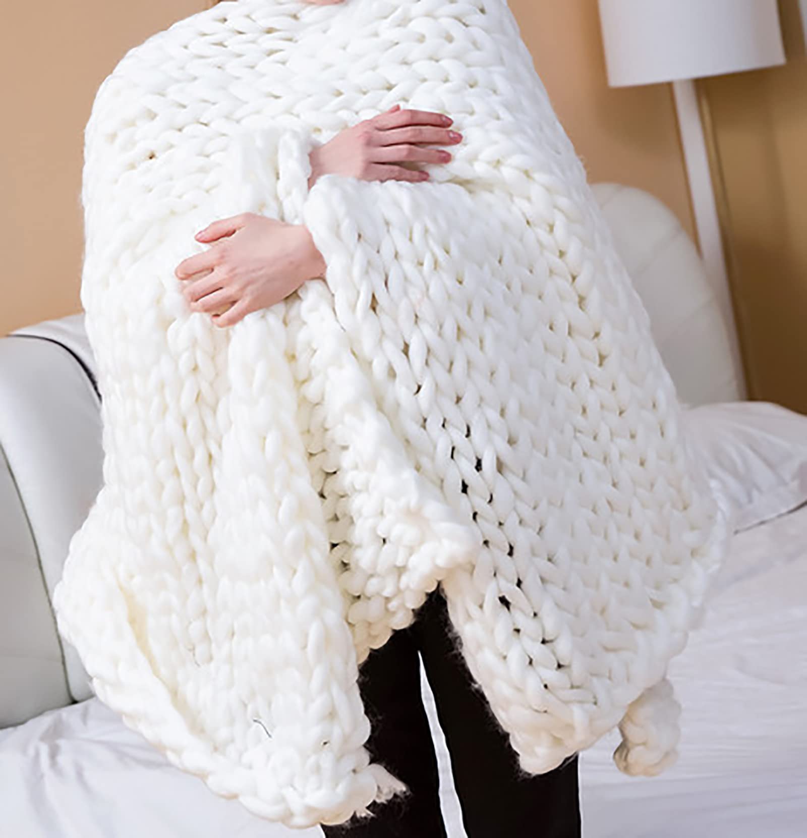 Handmade Chunky Knit Blanket - Extra Soft & Cozy Giant Knitted Throw (100x150cm, White) | Perfect for Bed, Sofa, Yoga Mat & Home Decor | Warm Winter Gift Idea