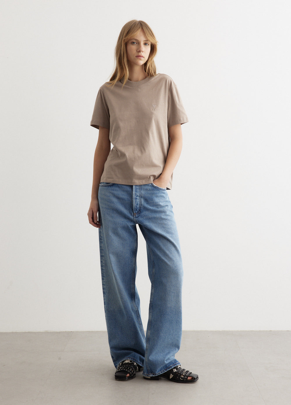 Ami De Coeur T-Shirt for Women - Comfortable Cotton Casual Tee - Perfect for Everyday Wear, Dating & Travel