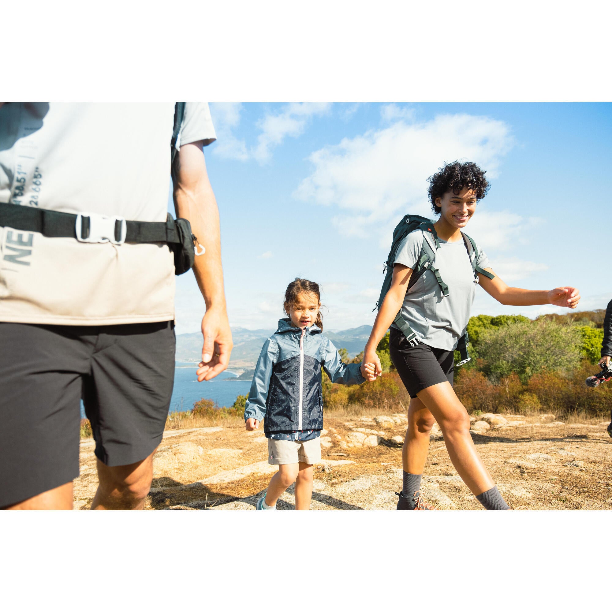 Quechua Women's MH100 Hiking Shorts - Lightweight Quick-Dry Outdoor Shorts for Hiking, Camping & Travel - Perfect for Summer Adventures & Trail Running