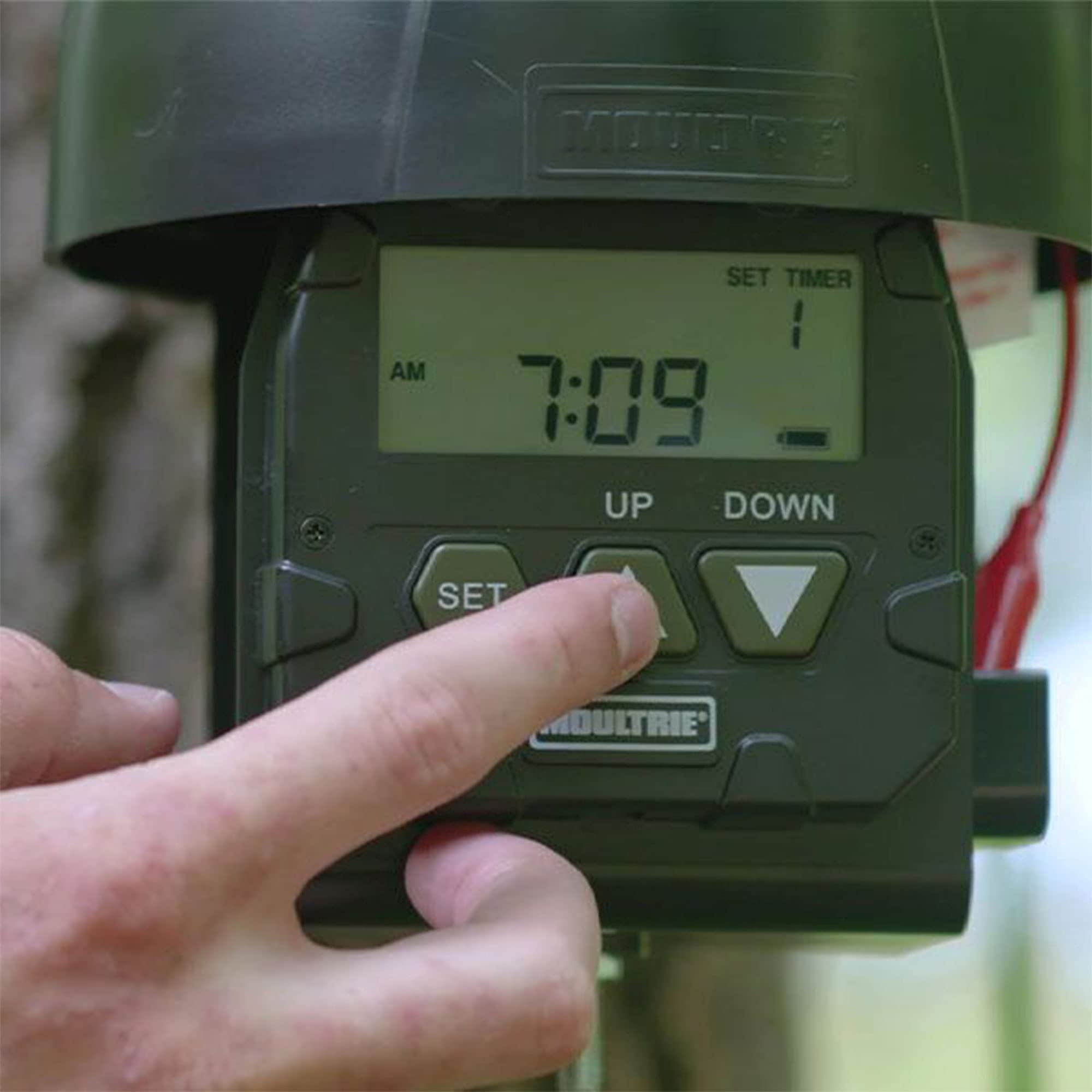 Moultrie 15 Gallon Directional Hanging Deer Feeder with 30-Degree Range & Easy Set Timer - Perfect for Hunting, Wildlife Observation, and Deer Attraction in Wooded Areas