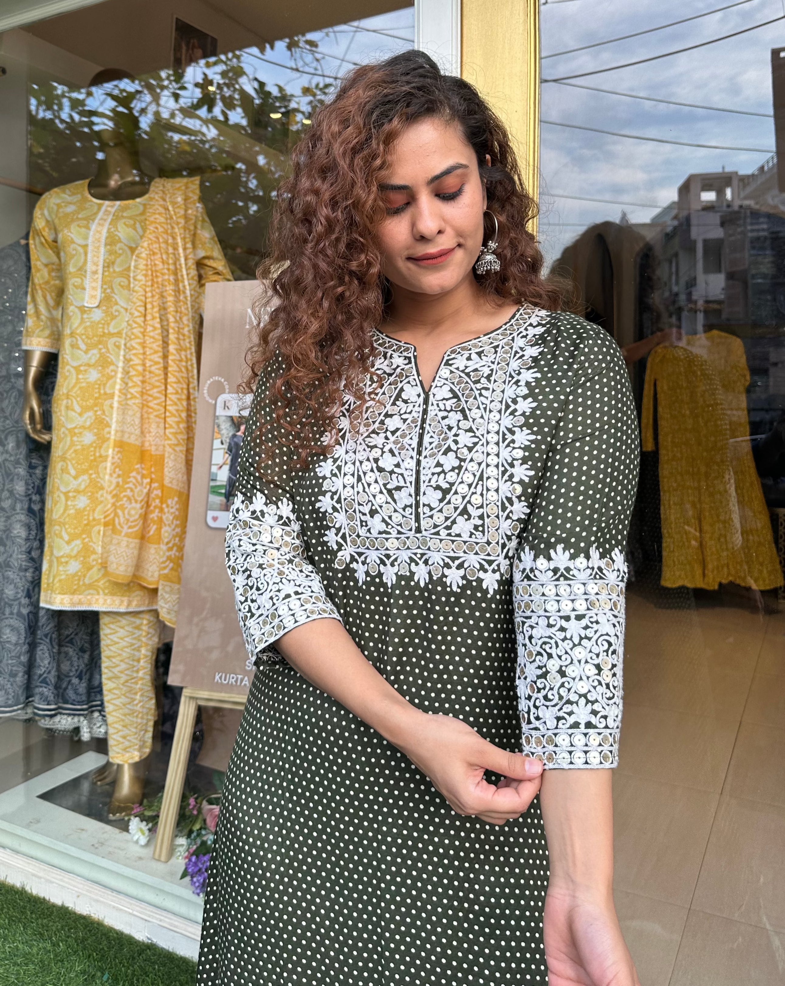 Green Embroidered Muslin Silk Kurta Set for Women - Elegant Traditional Indian Outfit for Festivals, Weddings & Special Occasions