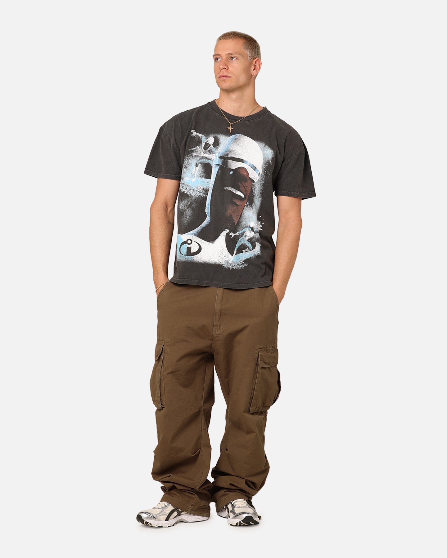 Pixar Frozone Heavyweight T-Shirt for Men - Black Wash Vintage Style | Perfect for Cosplay, Movie Nights & Superhero Fans