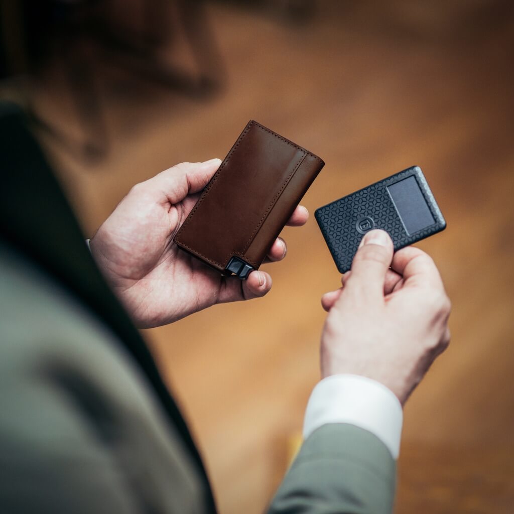 Ekster Smart Wallet for Men - RFID Blocking Slim Minimalist Front Pocket Wallet with Money Clip | Perfect for Travel, Business & Everyday Carry
