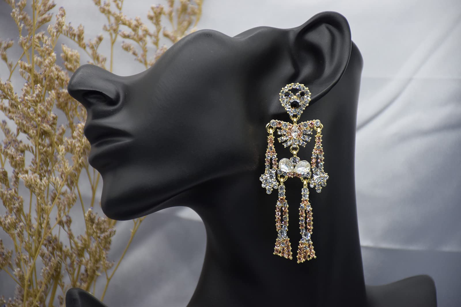 Gothic Skull Dangle Earrings for Women - Halloween Crystal Skeleton Earrings with Rhinestones, Bling Party Jewelry Set for Costume, Cosplay, and Gothic Fashion